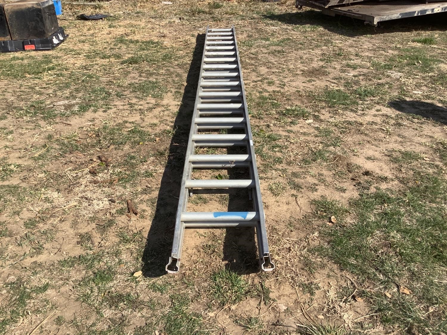 30-extension-ladder-bigiron-auctions