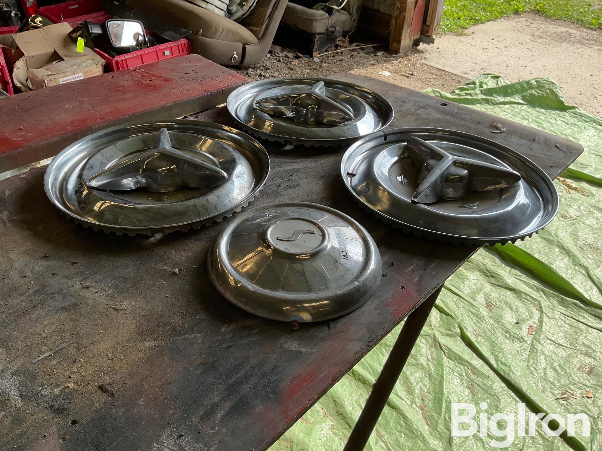 Studebaker hubcaps store