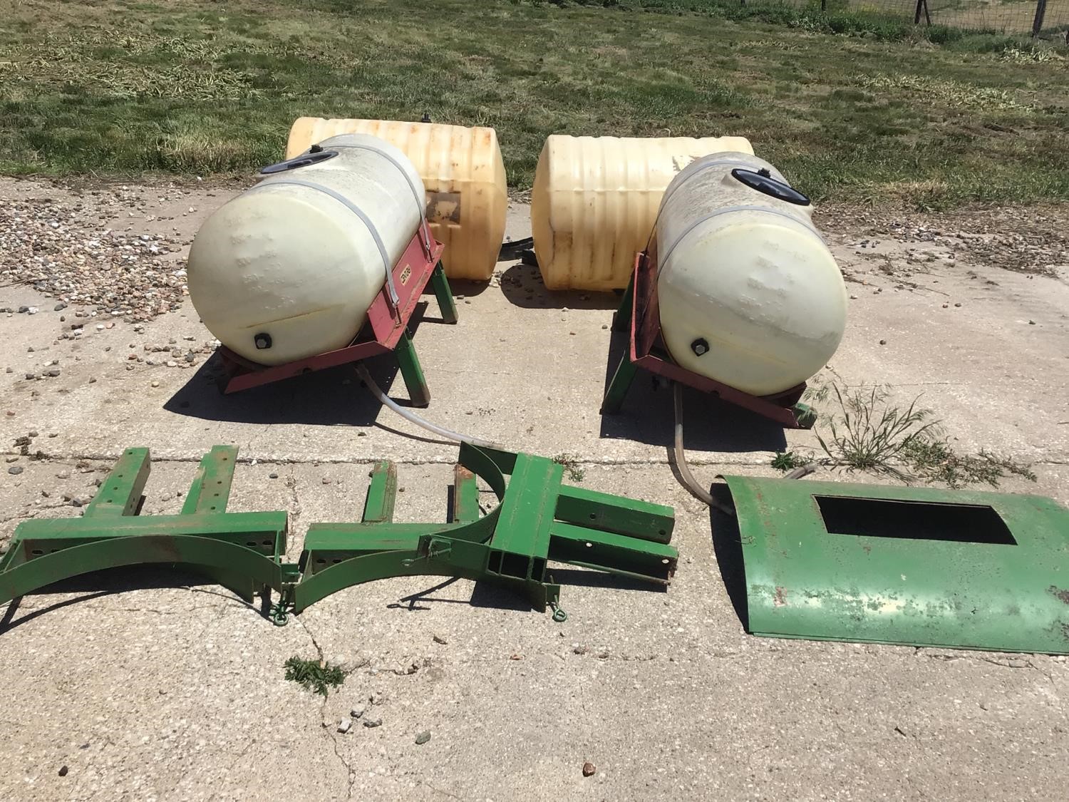 Planter Liquid Fertilizer Tanks Bigiron Auctions