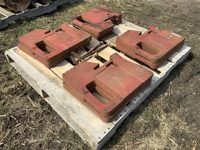 International Tractor Suitcase Weights BigIron Auctions