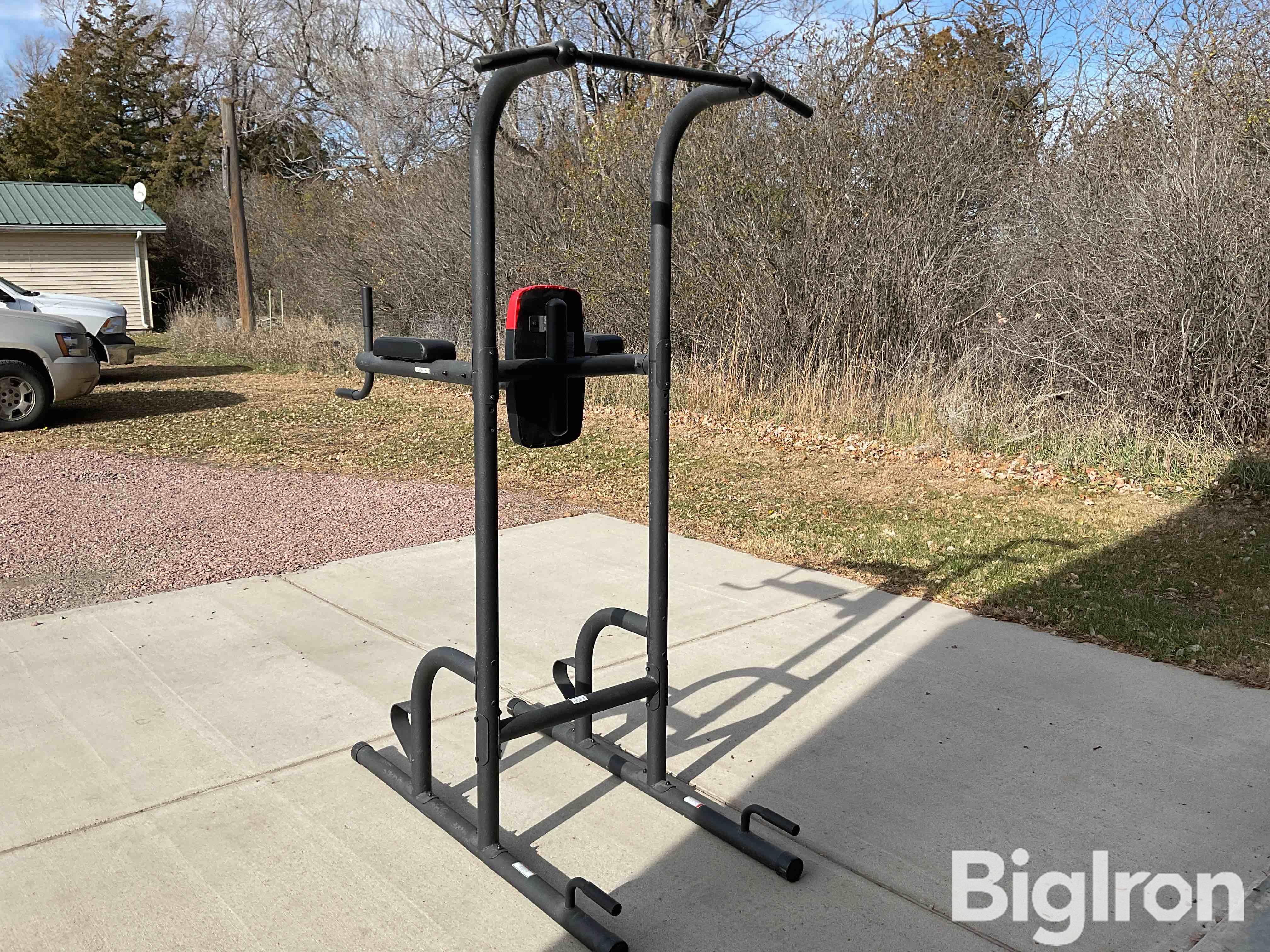 Weider Power Tower W/ Pull-up Bar BigIron Auctions