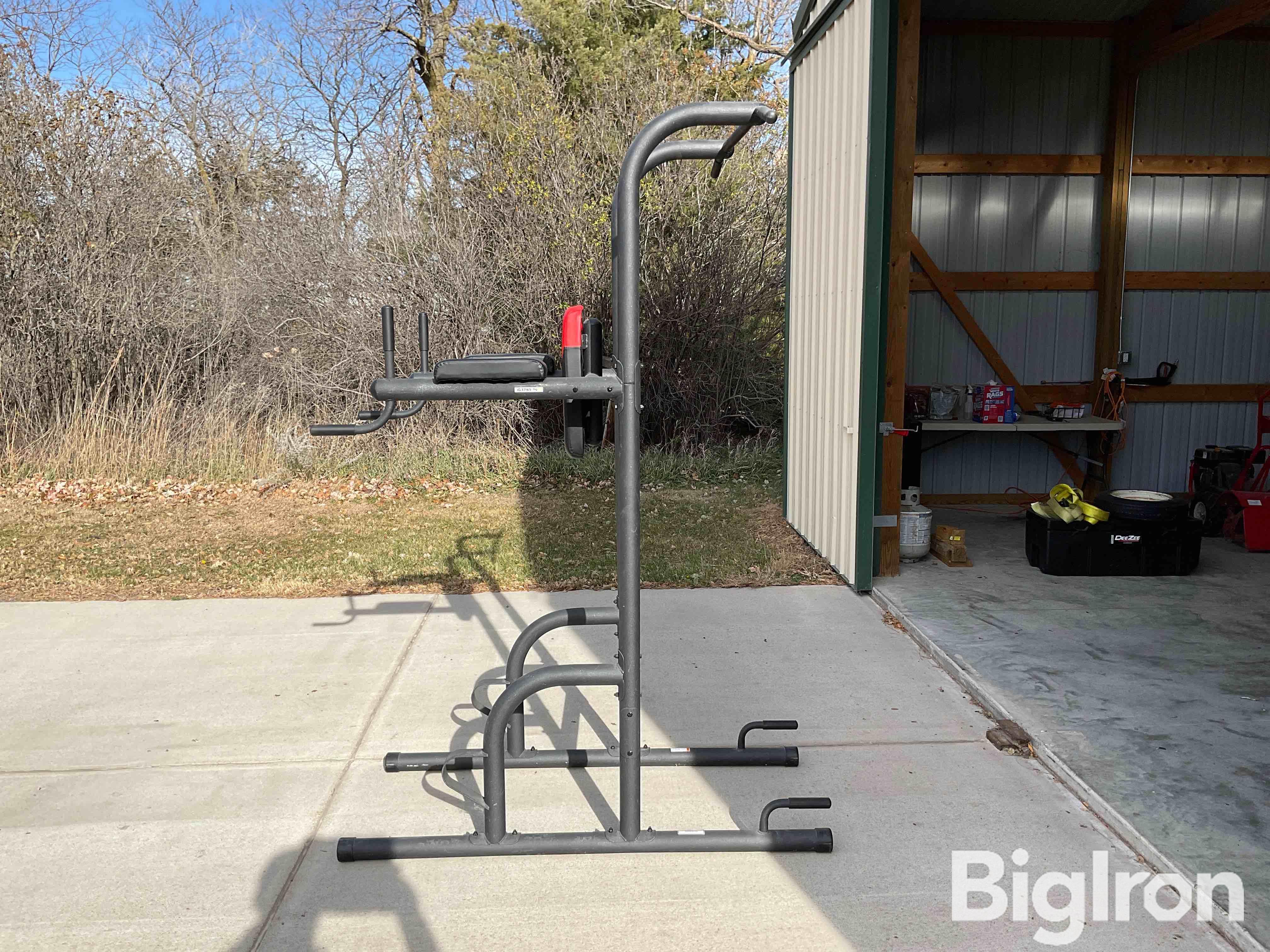 Weider Power Tower W/ Pull-up Bar BigIron Auctions