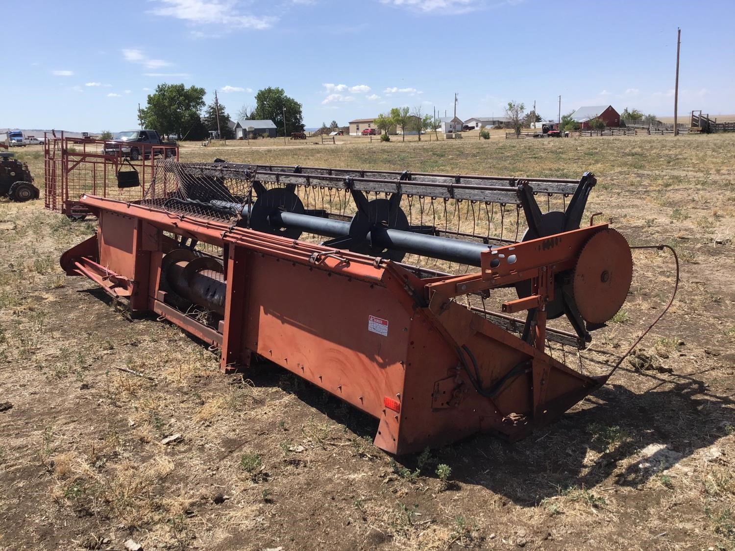 International 810-175 Pickup Header BigIron Auctions