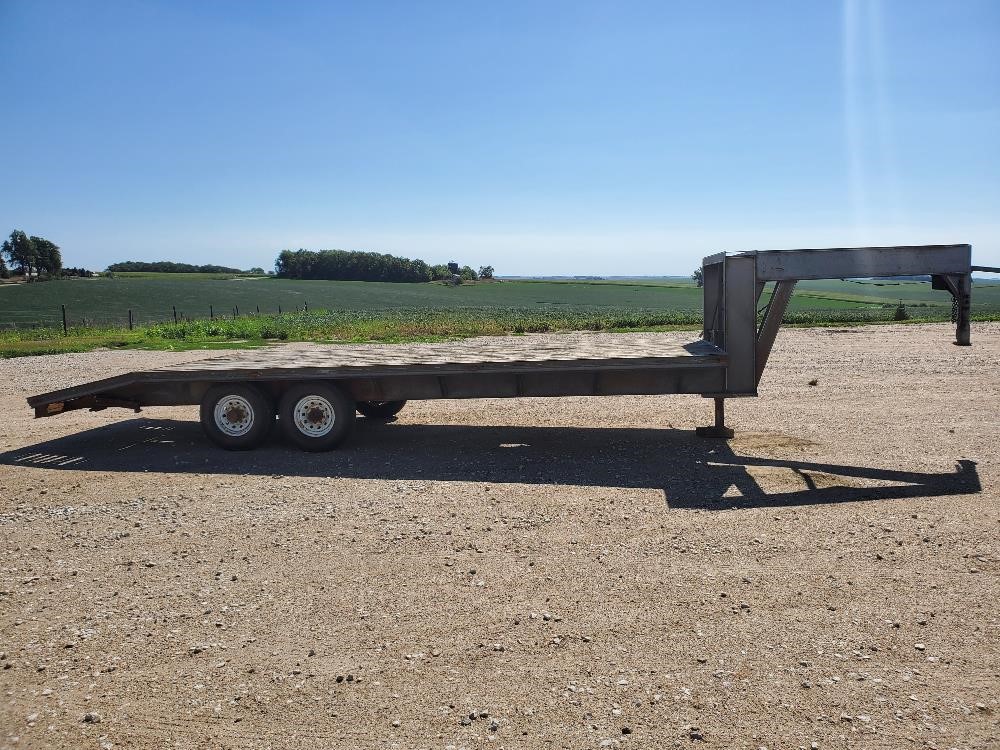 1994 Titan Gooseneck T/A Flatbed Trailer BigIron Auctions