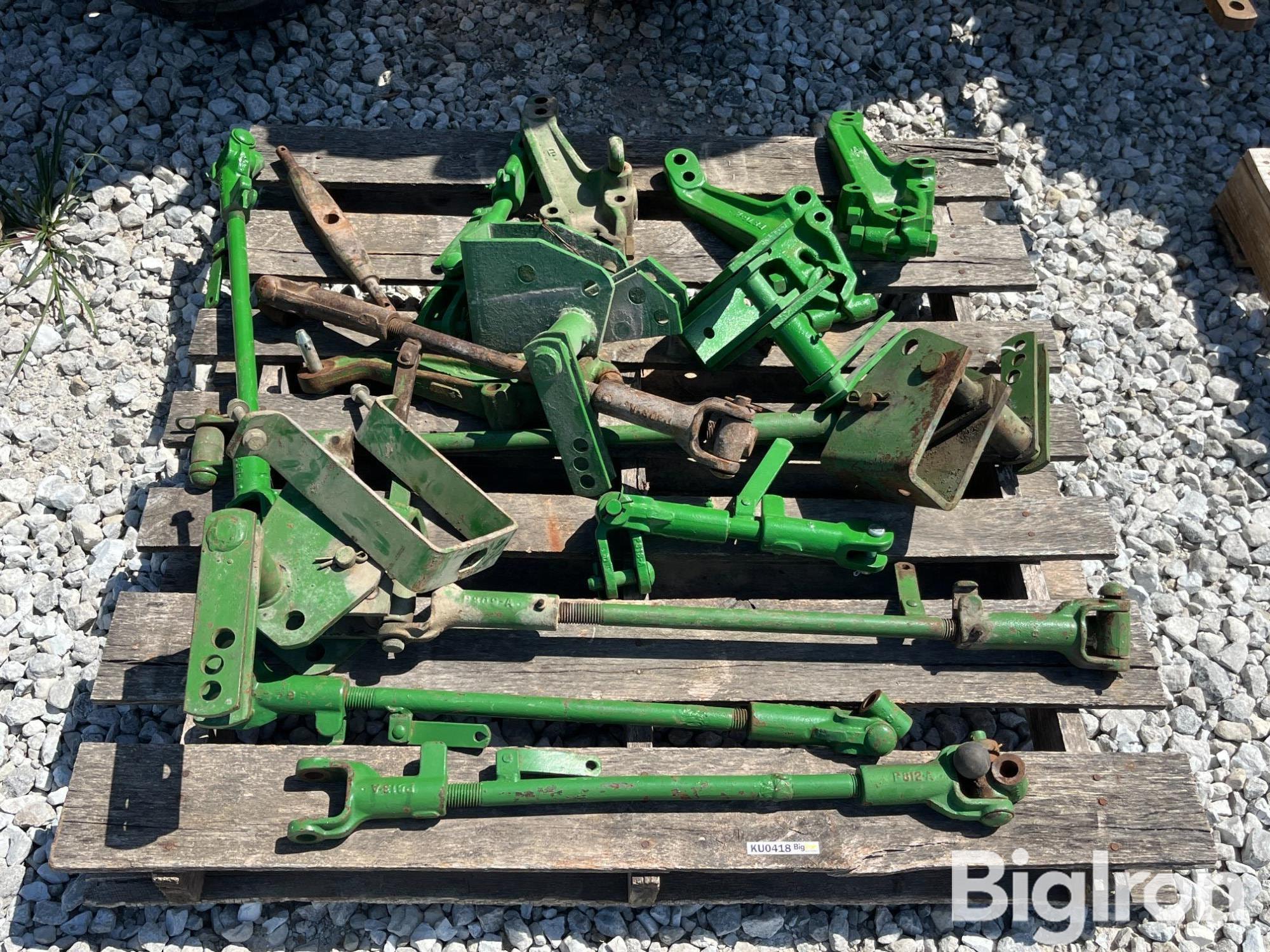 John Deere 801 Hitch Parts BigIron Auctions