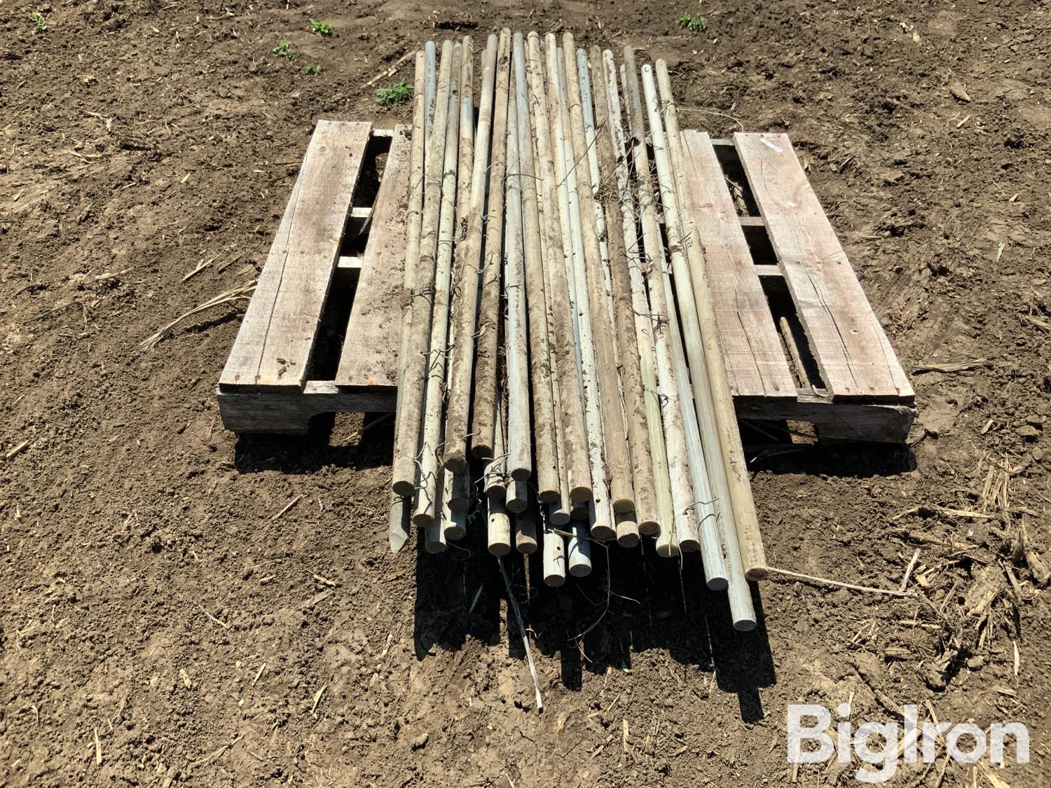 Fiberglass Fence Posts BigIron Auctions