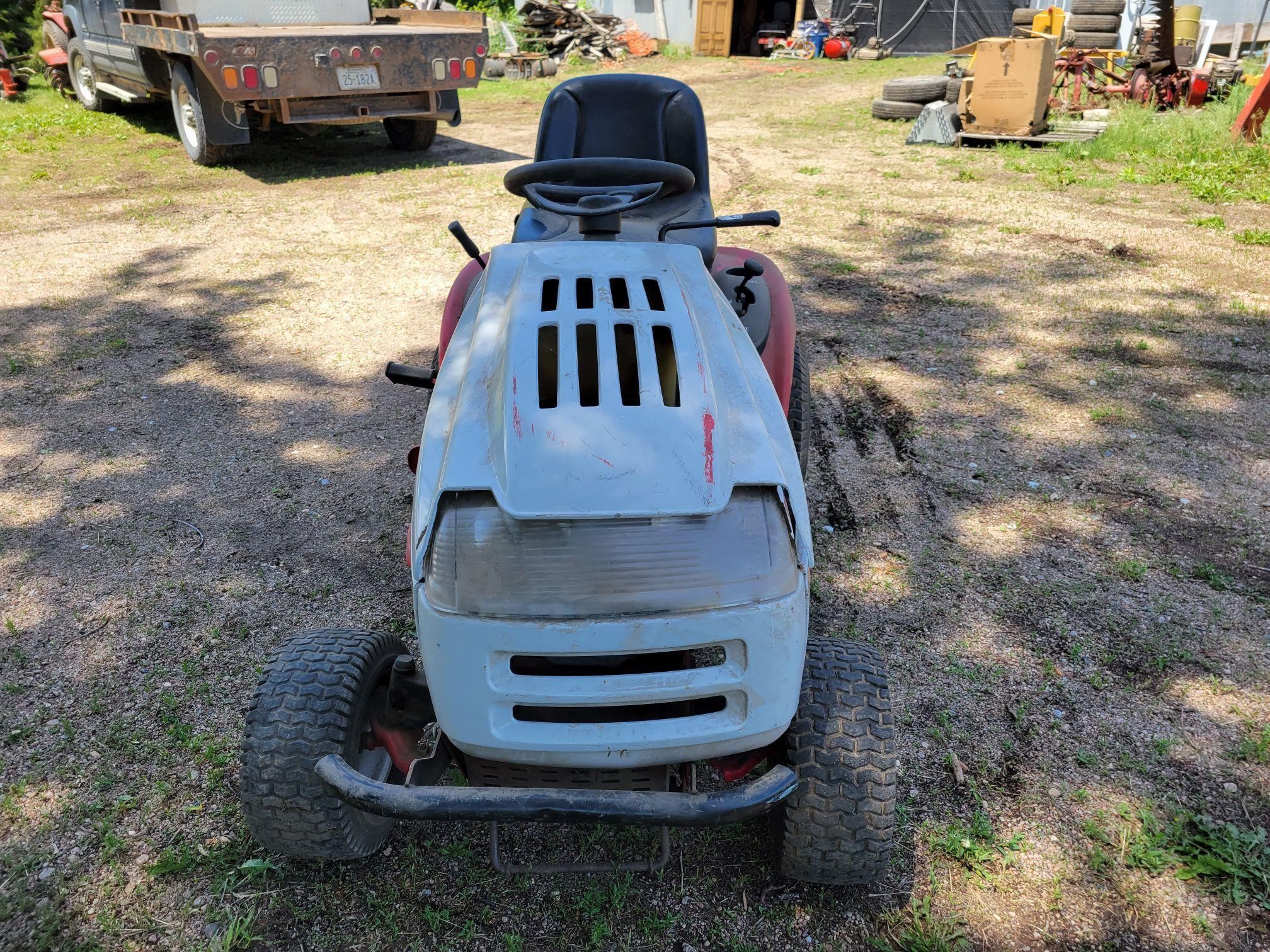 Huskee Supreme Lawn Tractor Bigiron Auctions