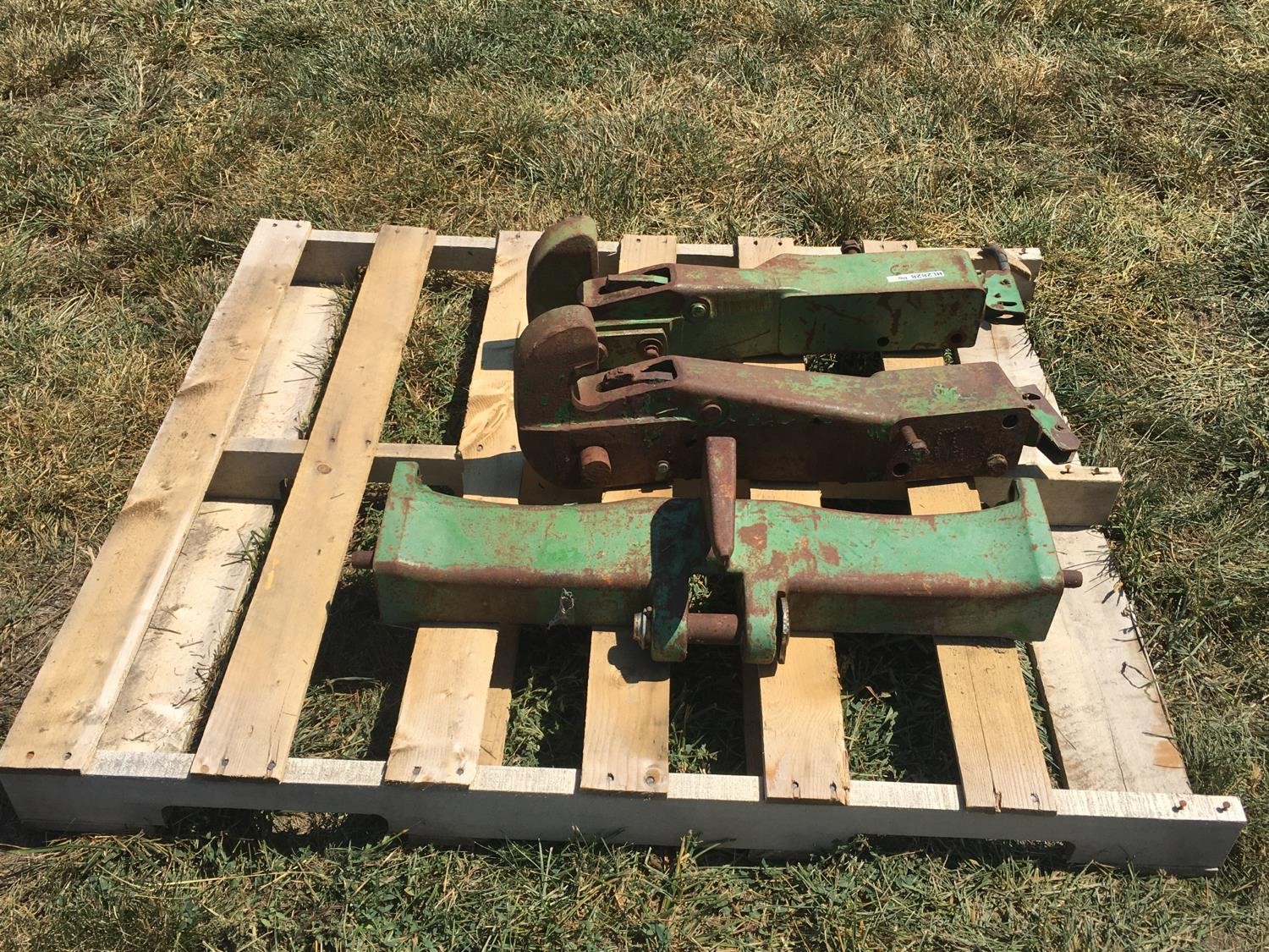 John Deere Category III Quick Hitch Parts BigIron Auctions