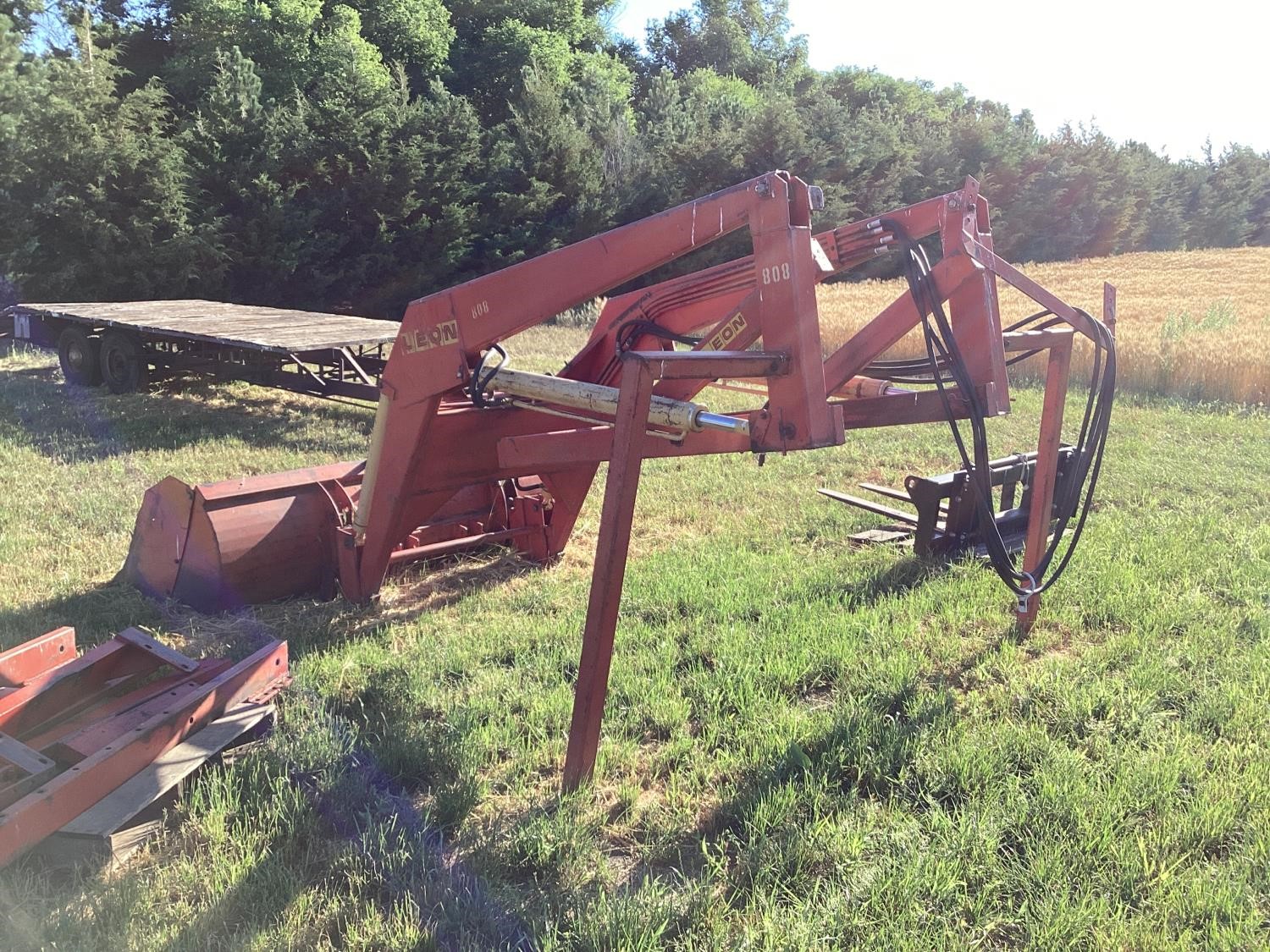 Leon 808 Front End Loader W/Bucket BigIron Auctions