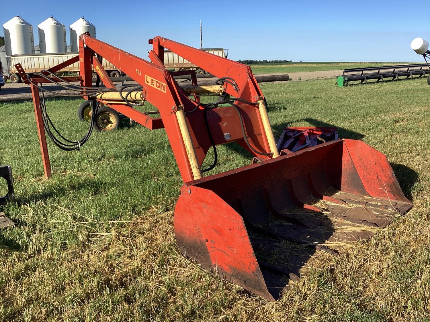 Leon 808 Front End Loader W/Bucket BigIron Auctions