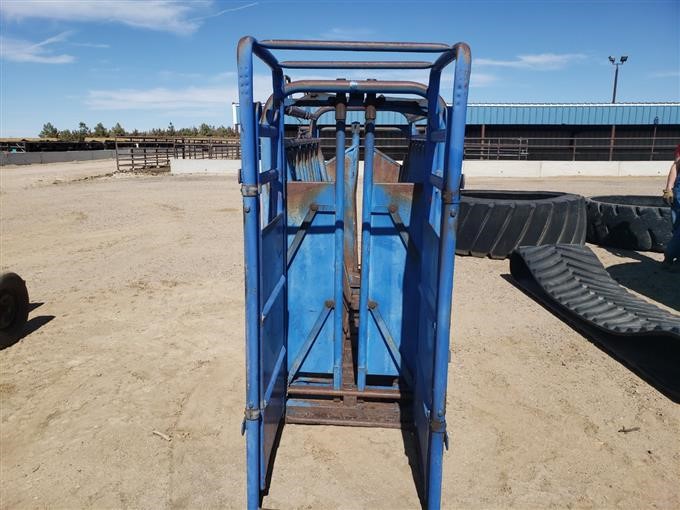 Priefert Chute & Palpation Cage BigIron Auctions