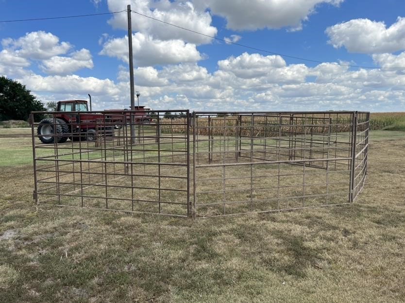 Livestock Sorting Pen BigIron Auctions