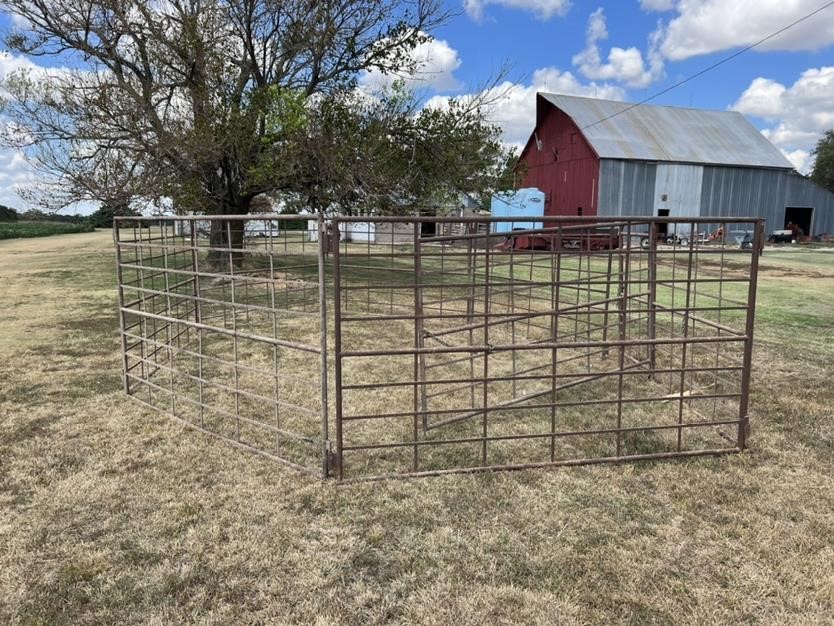 Livestock Sorting Pen BigIron Auctions