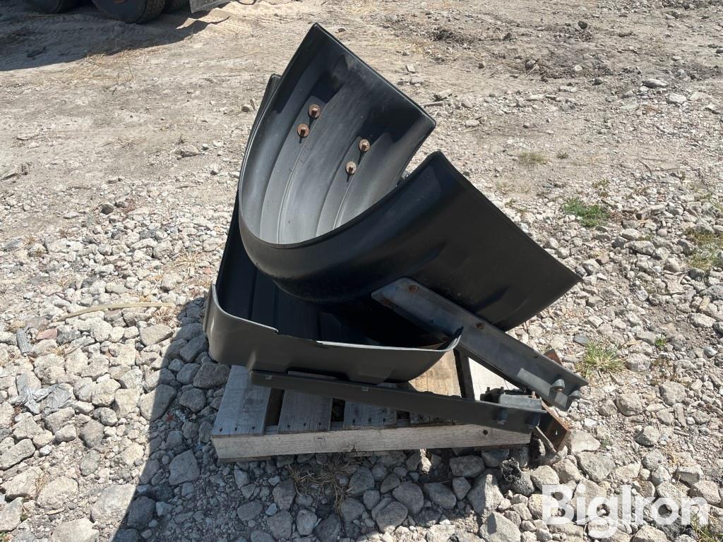 Pusher Axle Truck Fenders BigIron Auctions