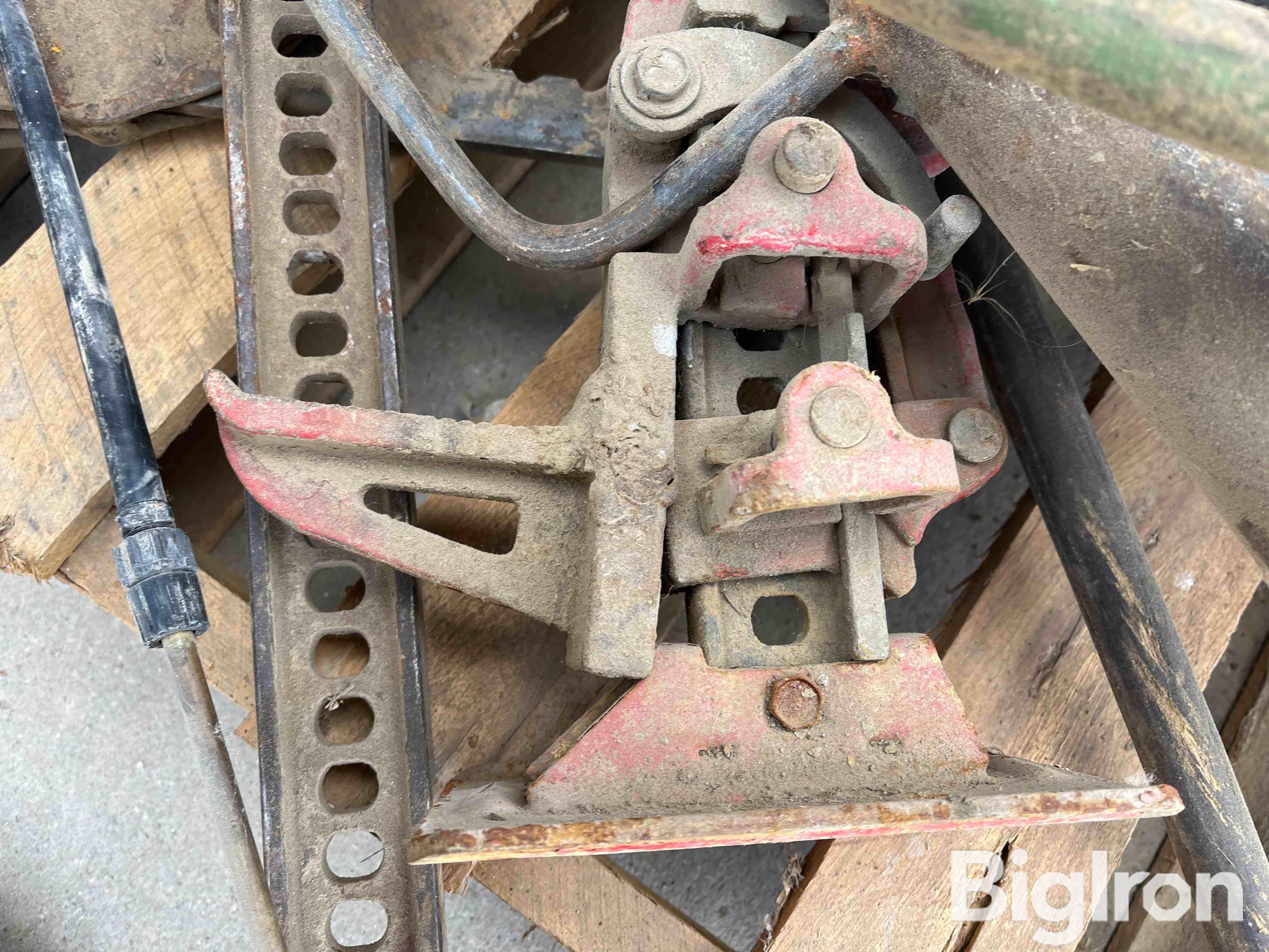 Hi-Lift Pulling & Winching Jacks BigIron Auctions