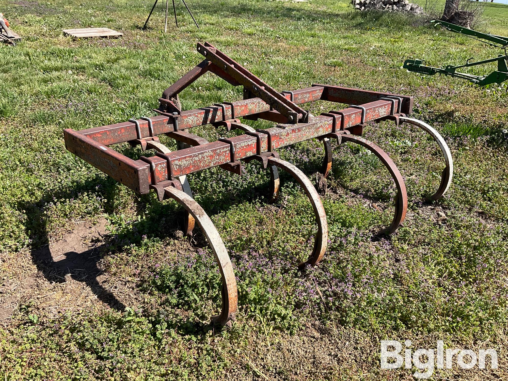 International Chisel Plow BigIron Auctions