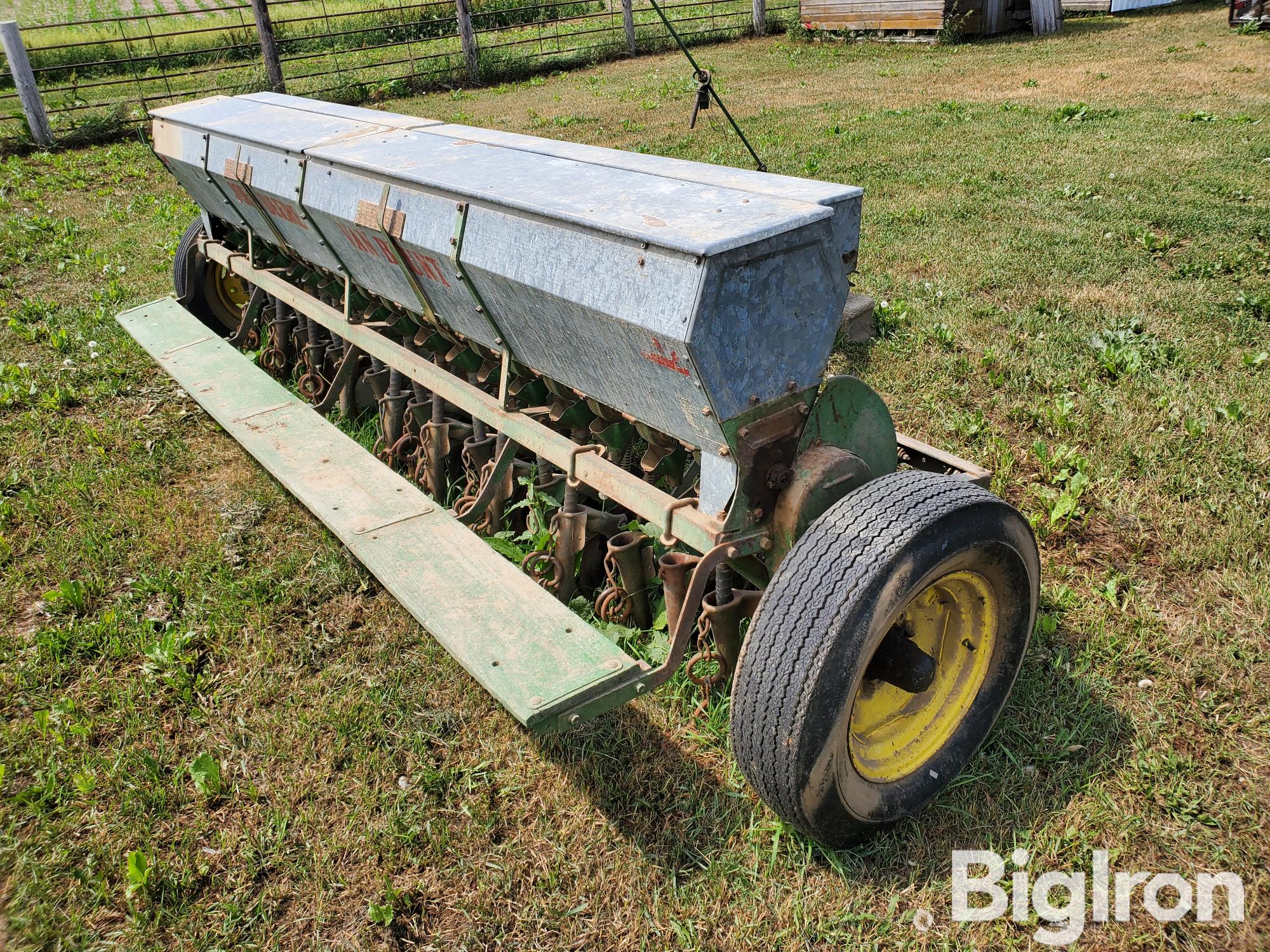 John Deere/Van Brunt B Drill BigIron Auctions