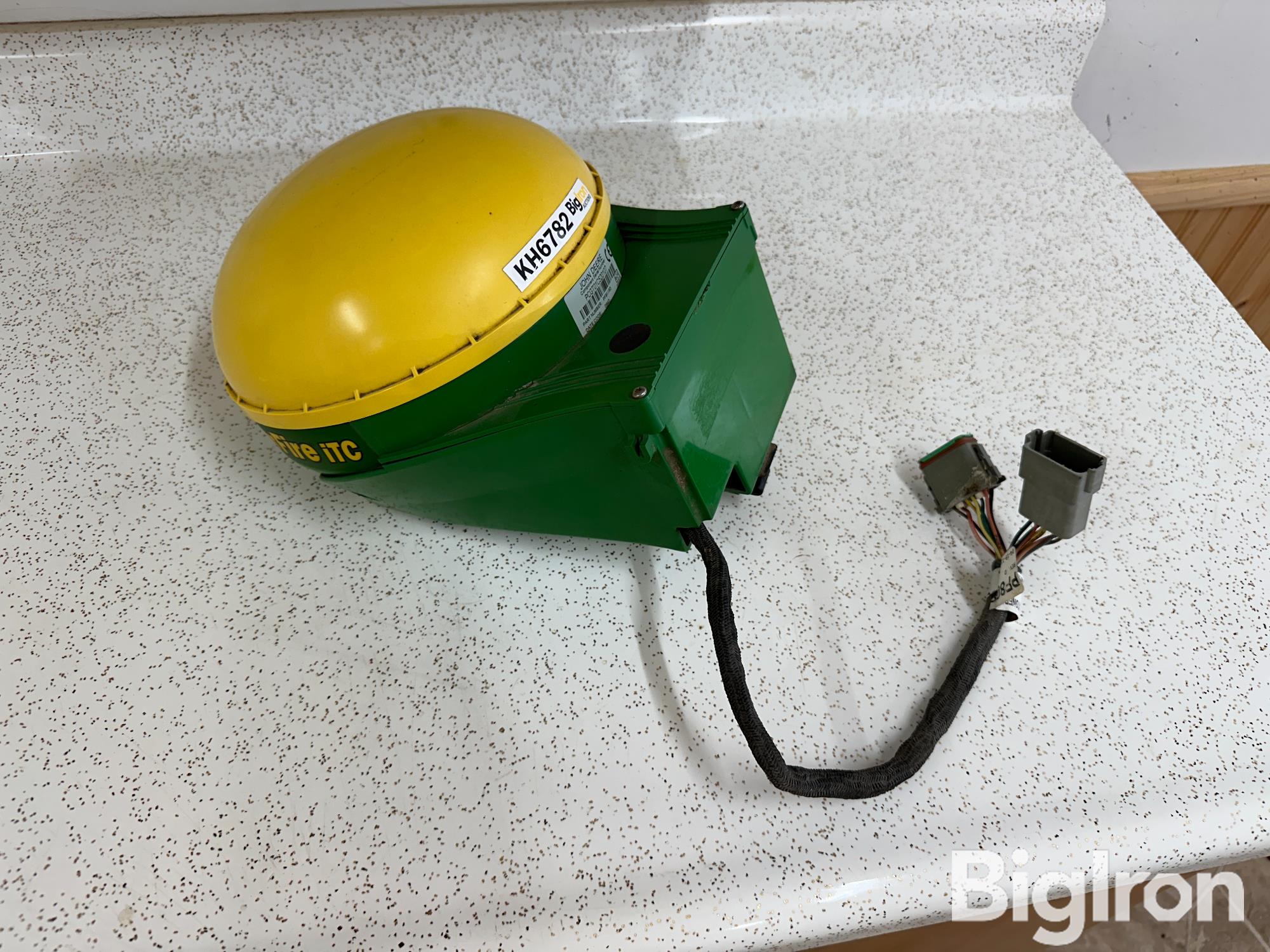 John Deere StarFire ITC GPS Receiver BigIron Auctions