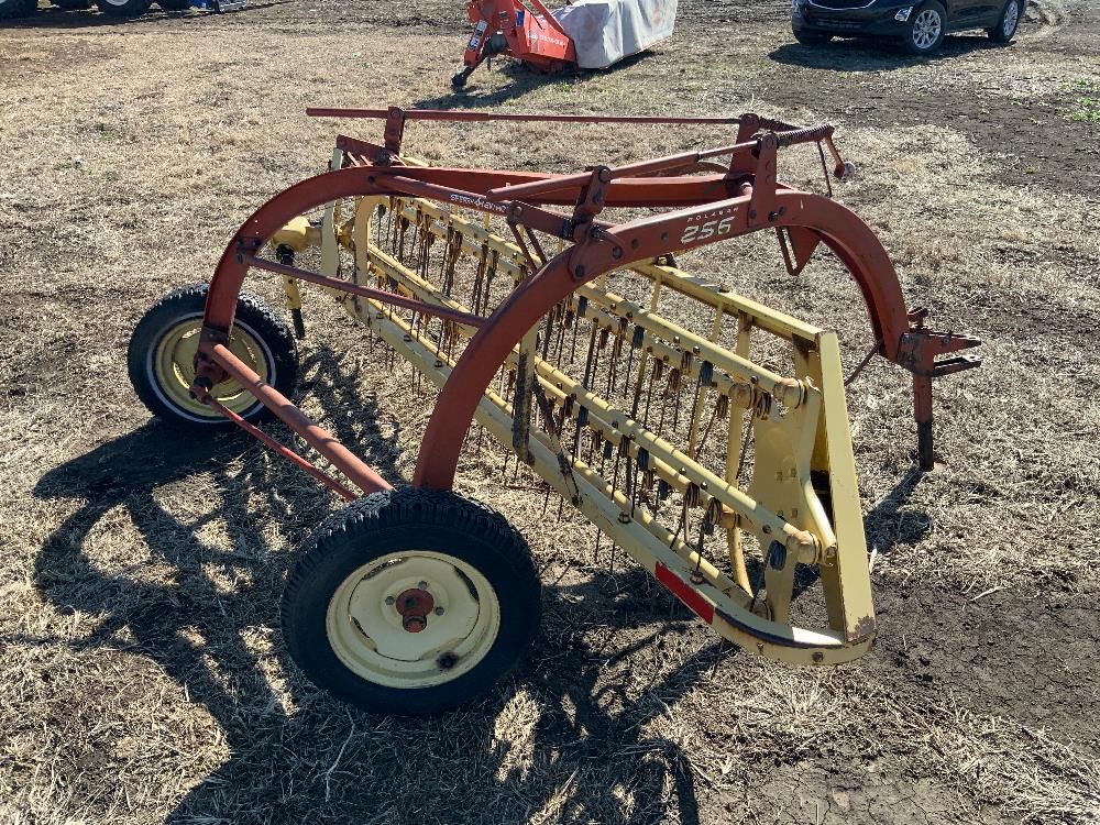 New Holland 256 Sidebar Hay Rake BigIron Auctions