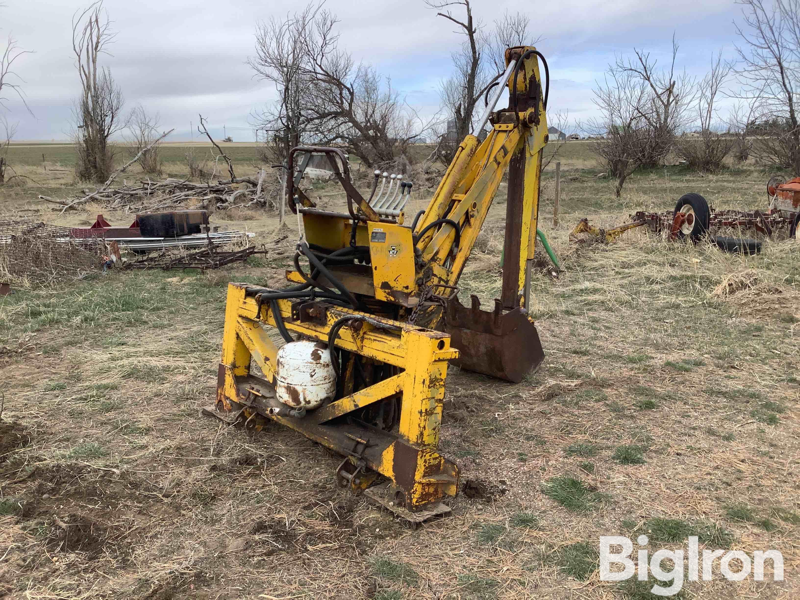 Massey-ferguson 220 3-pt Backhoe Attachment Bigiron Auctions