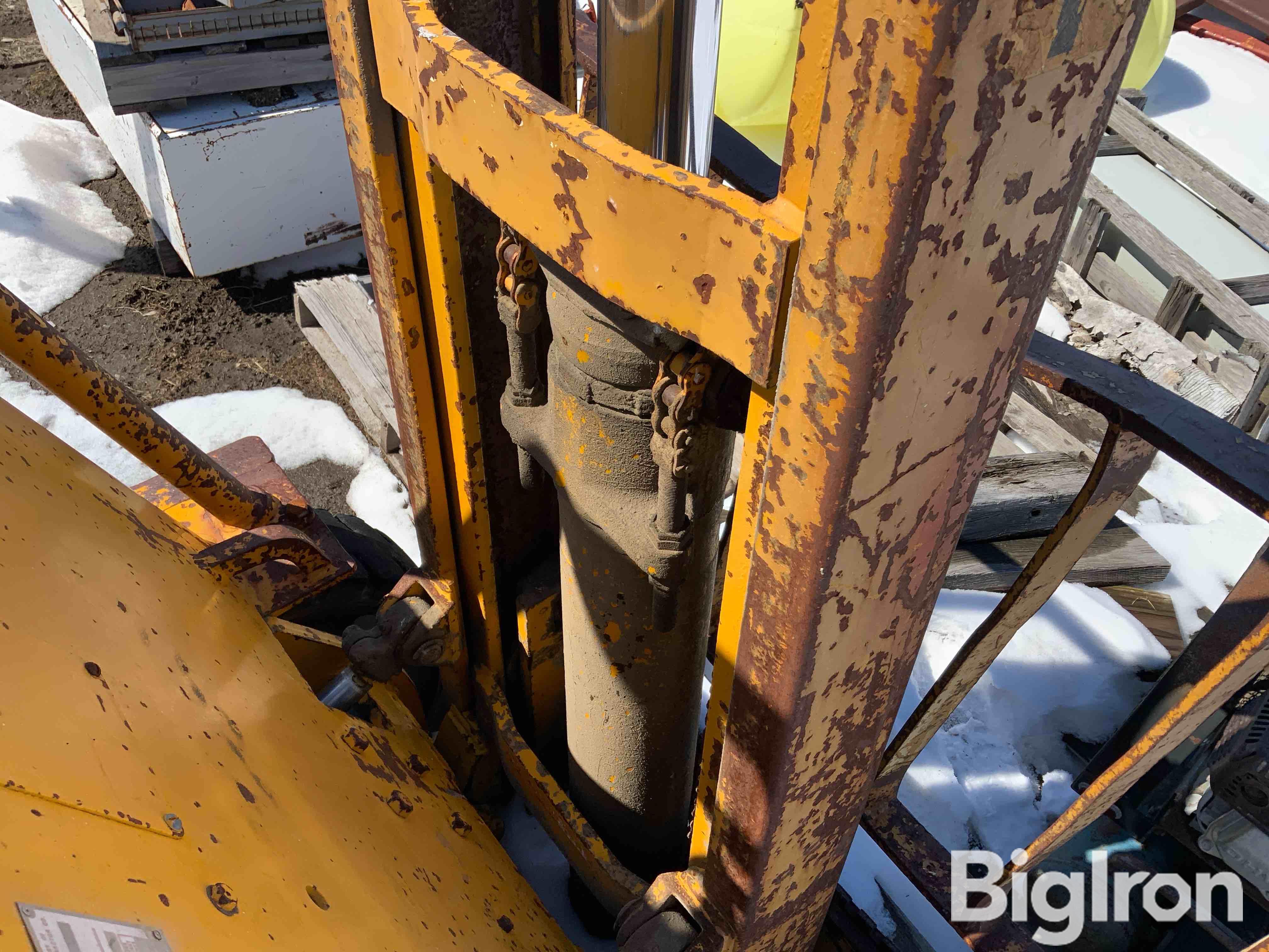 Caterpillar V40B Forklift BigIron Auctions