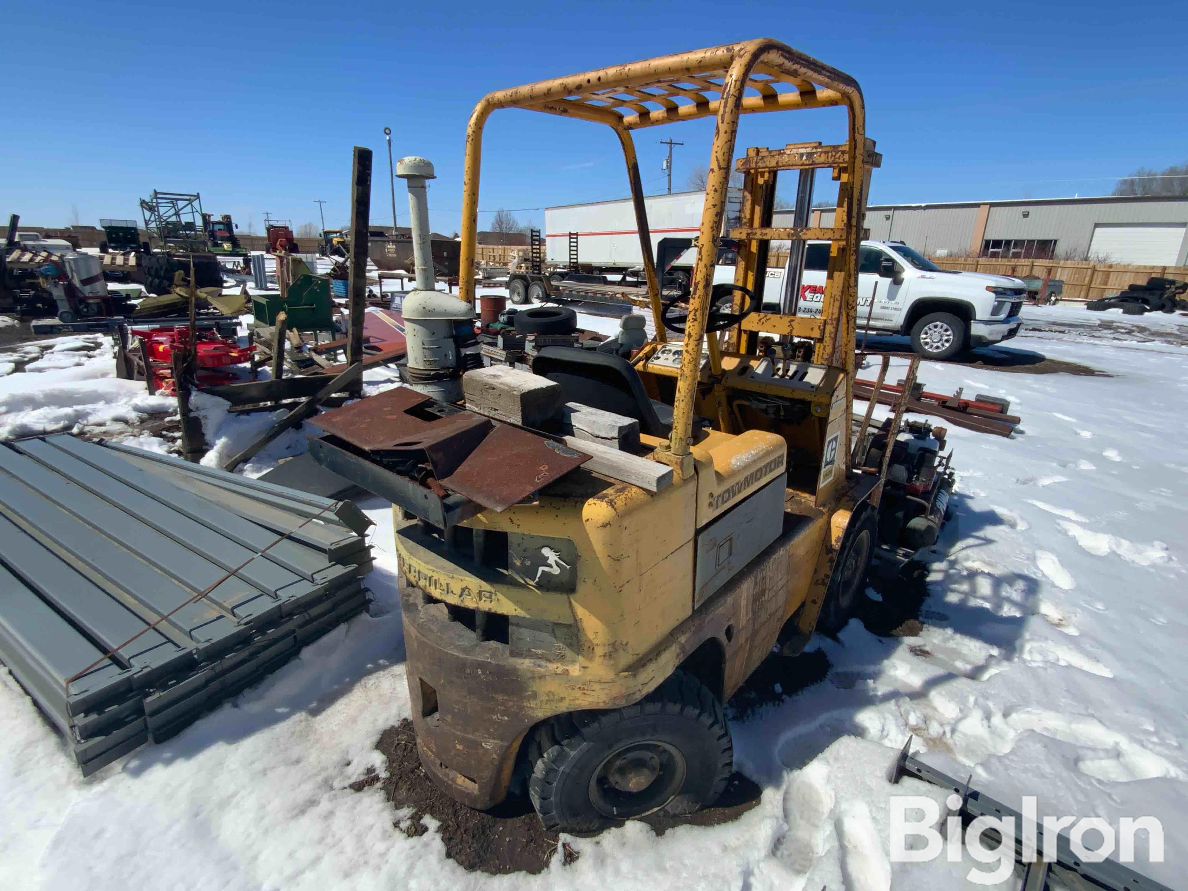 Caterpillar V40B Forklift BigIron Auctions