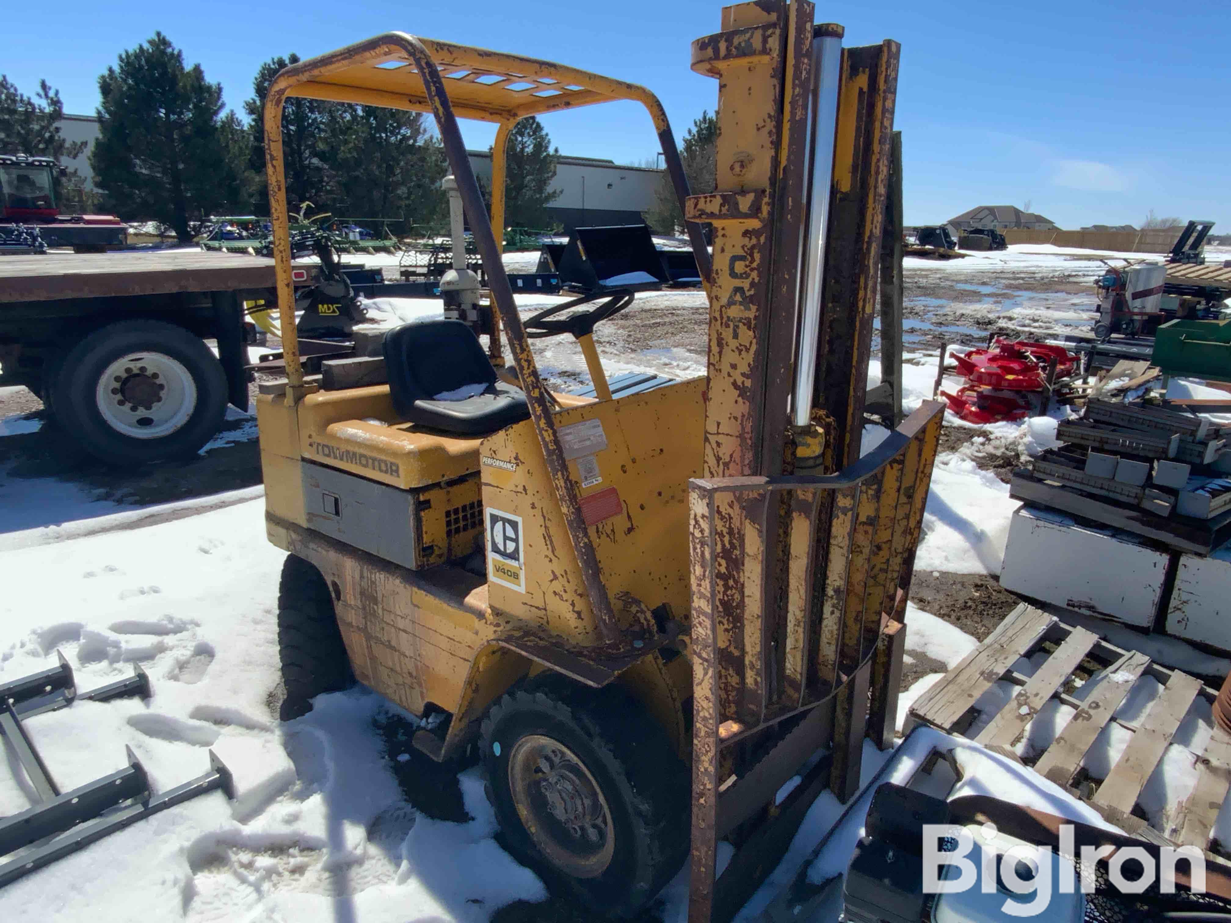 Caterpillar V40B Forklift BigIron Auctions