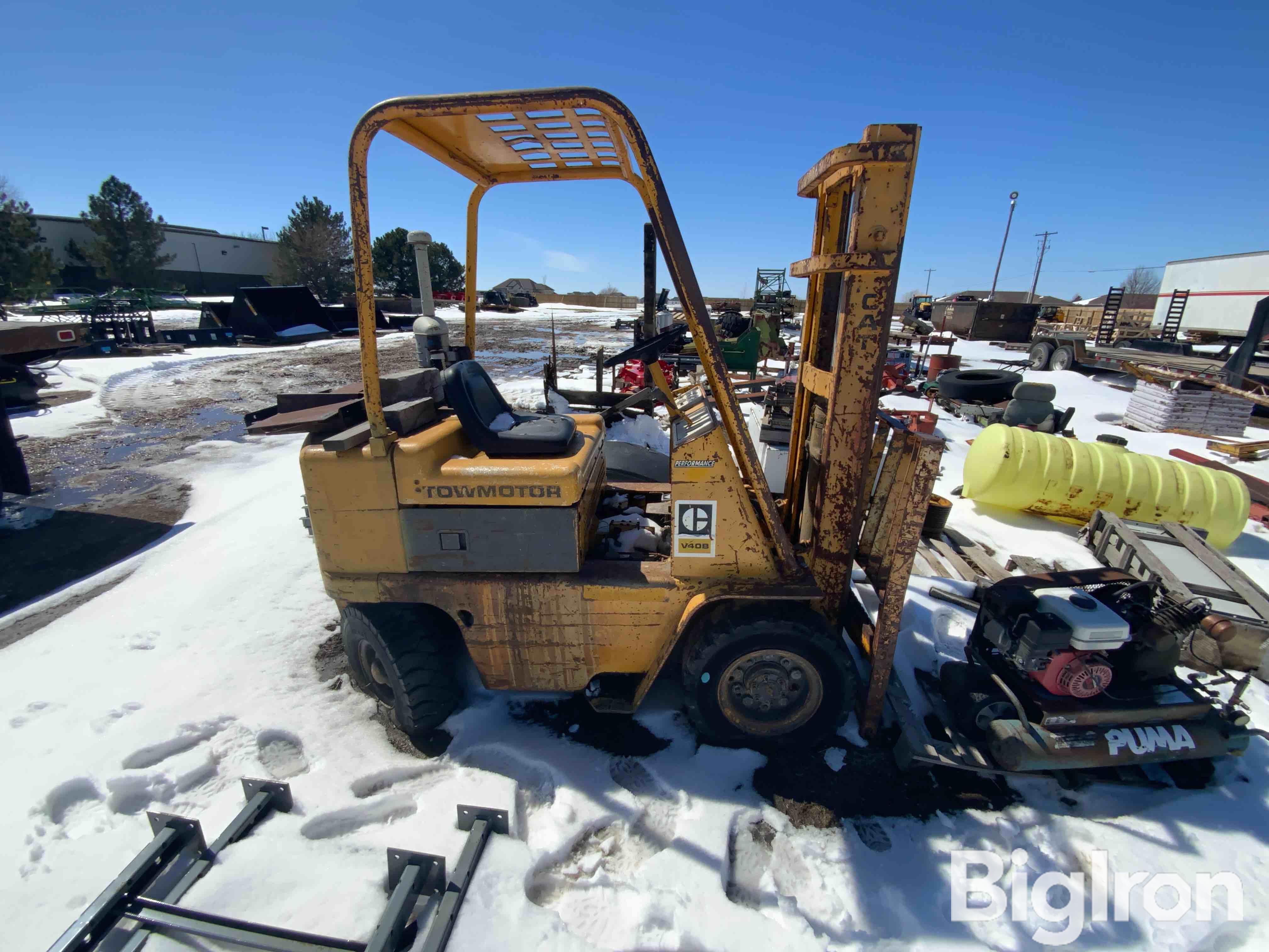 Caterpillar V40B Forklift BigIron Auctions