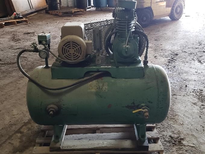 Lot #75 - Sears Paint Sprayer Air Compressor - Needs New Plug In - NorCal  Online Estate Auctions