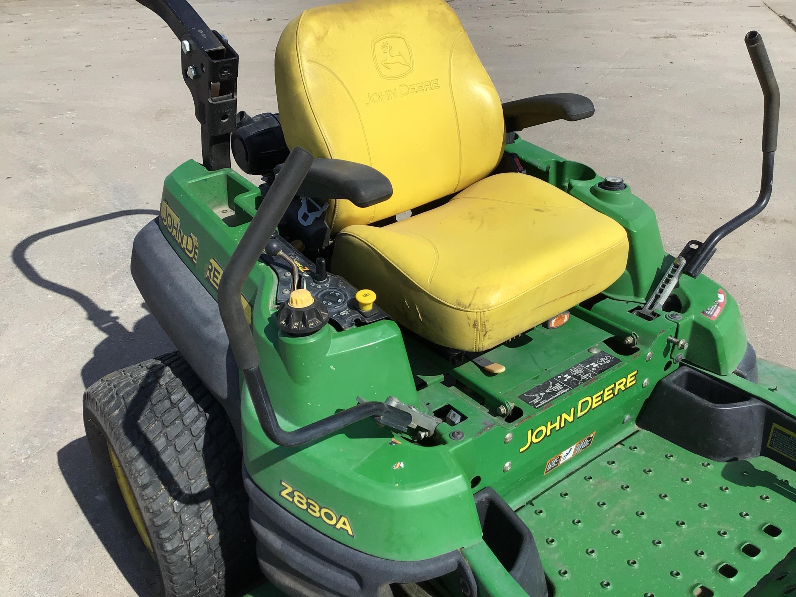 John Deere Z830a Ztr Mower Bigiron Auctions 3251