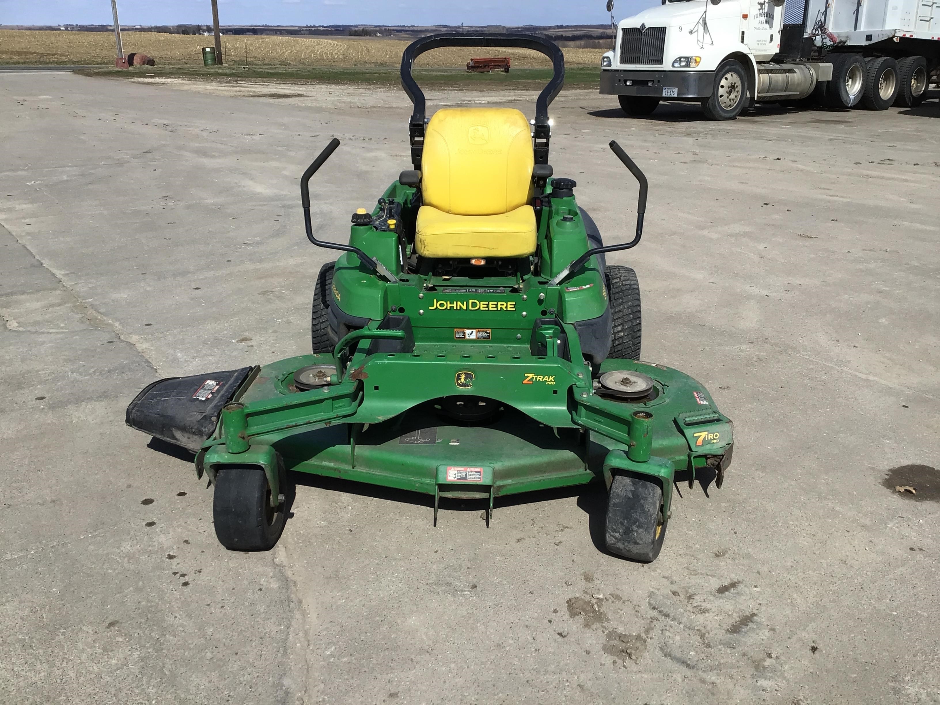 John Deere Z830a Ztr Mower Bigiron Auctions 8833