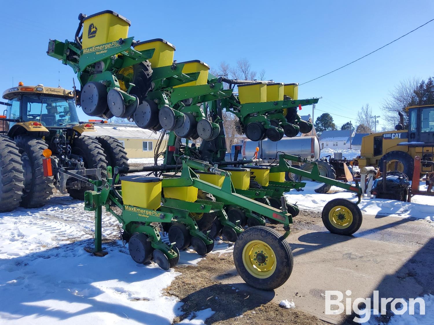 John Deere 1720 12r30 Stack Fold Planter Bigiron Auctions 9025