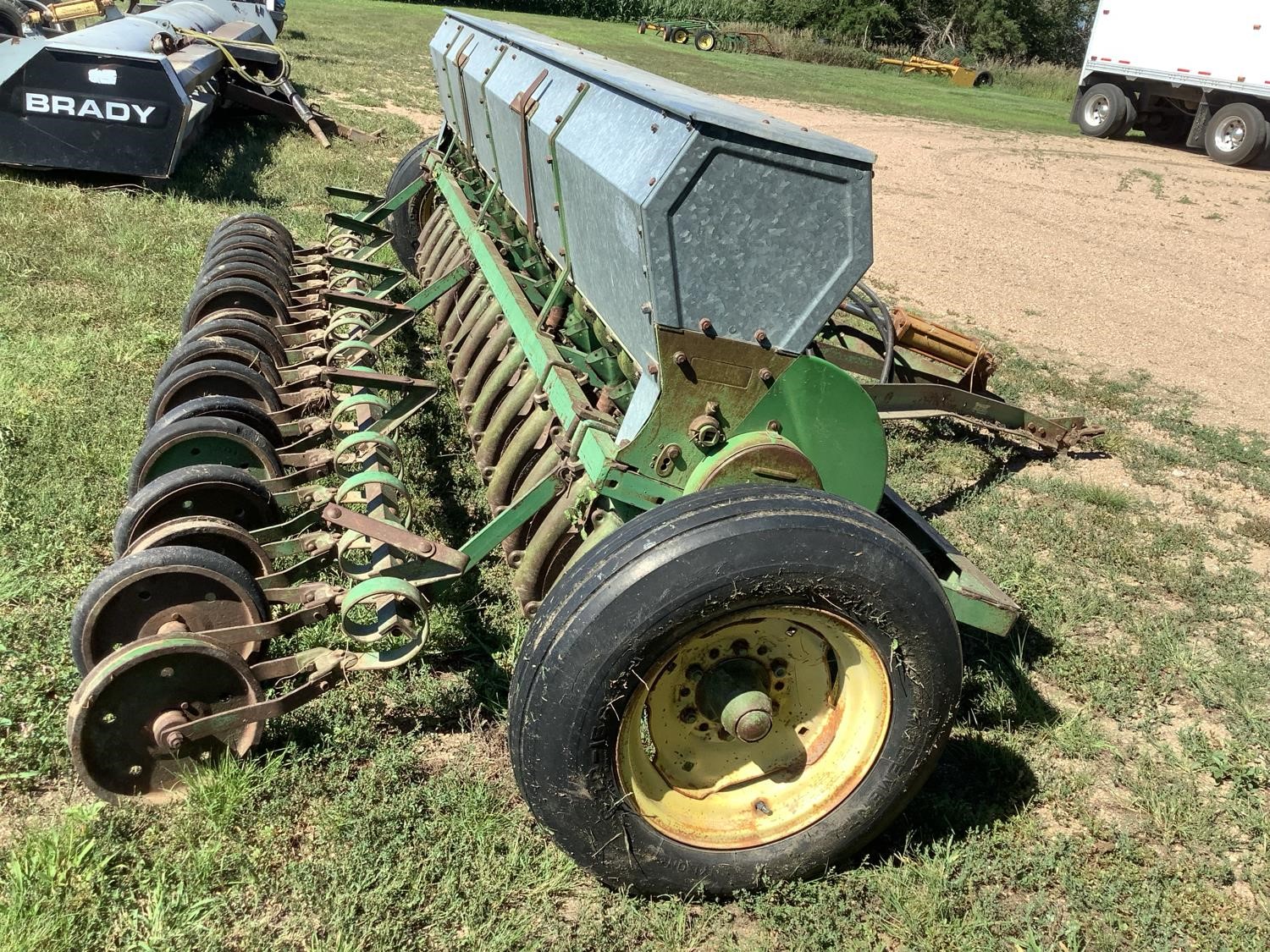 John Deere B Grain Drill Bigiron Auctions 9721