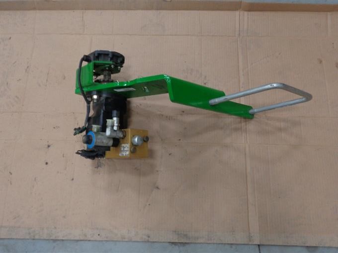 John Deere AA54557 Planter Hydraulic Drive BigIron Auctions