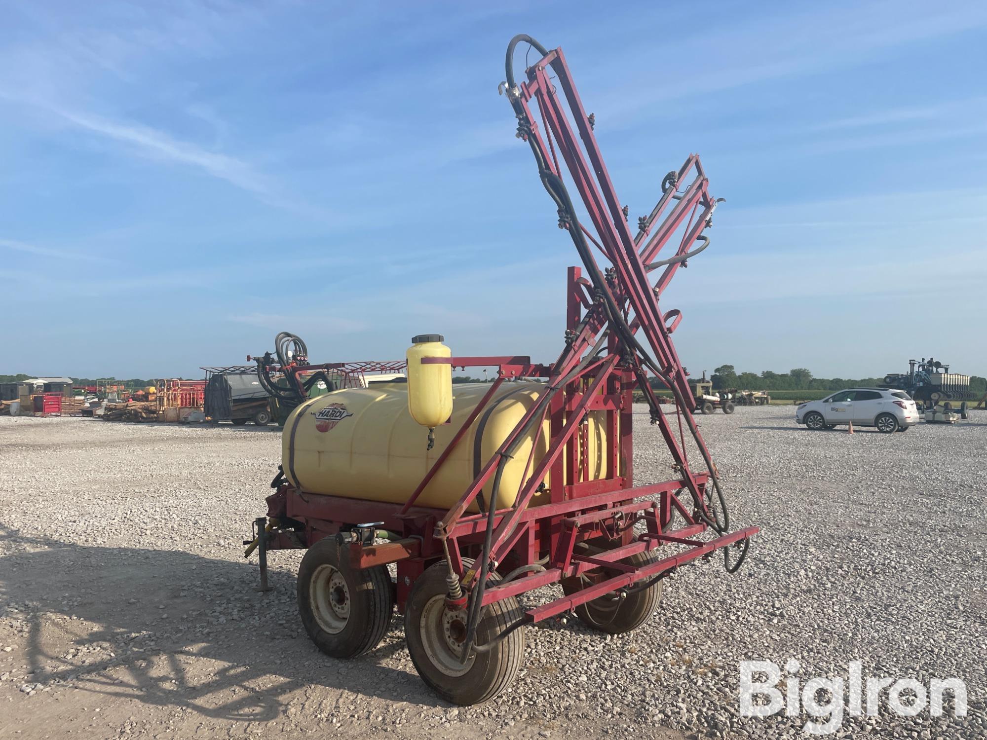 Hardi TR500 500-gal Pull-type Sprayer BigIron Auctions