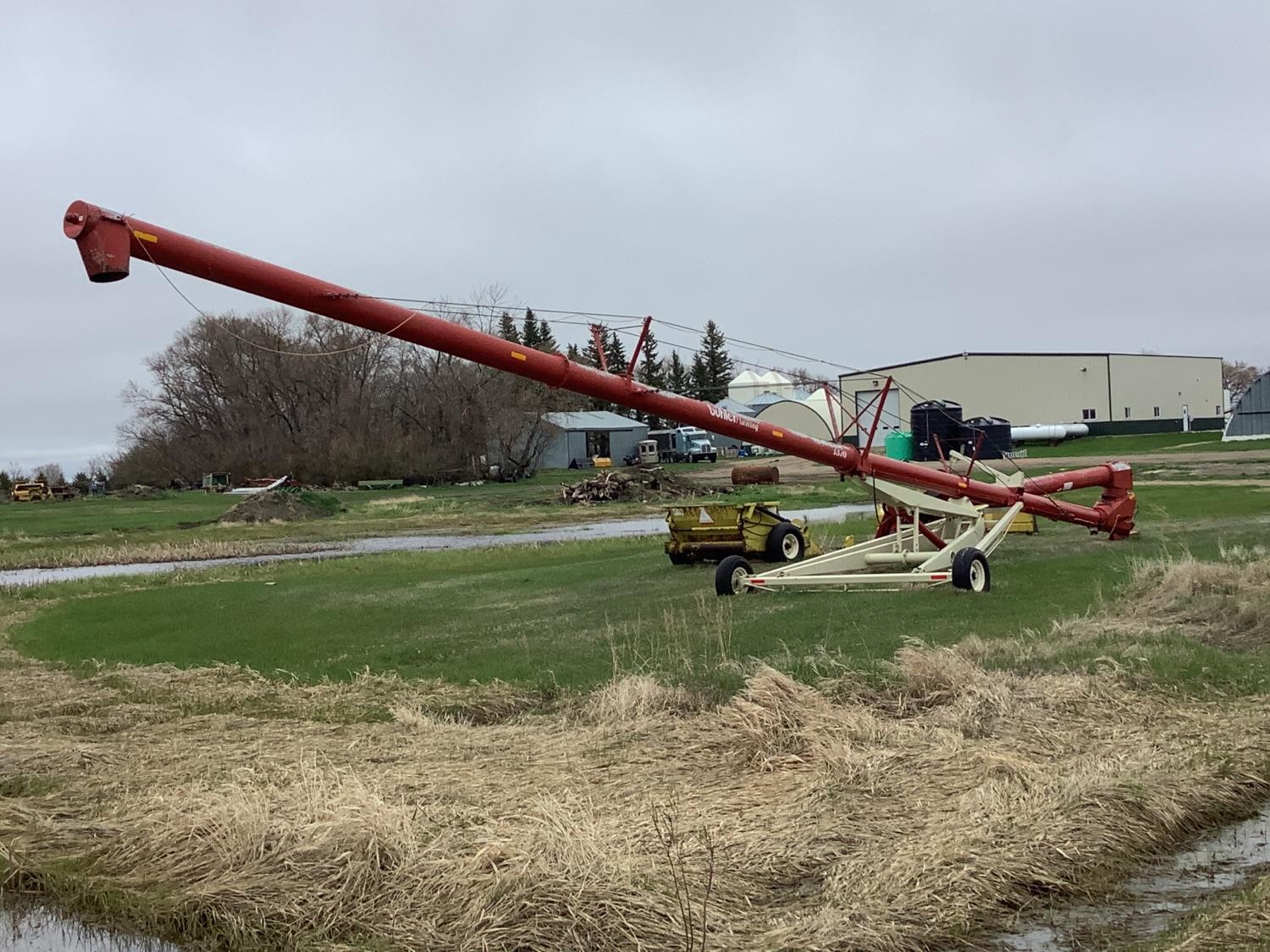 Buhler Farm King 1370 Auger W/Hopper BigIron Auctions