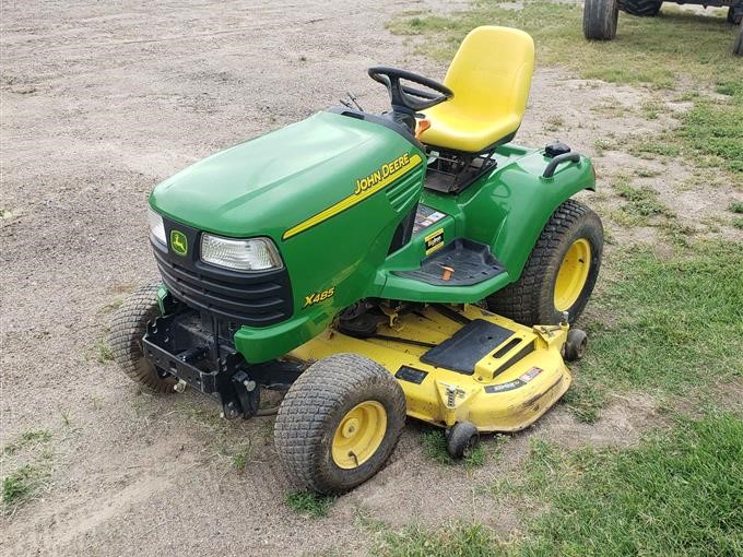 2004 john deere riding lawn mower