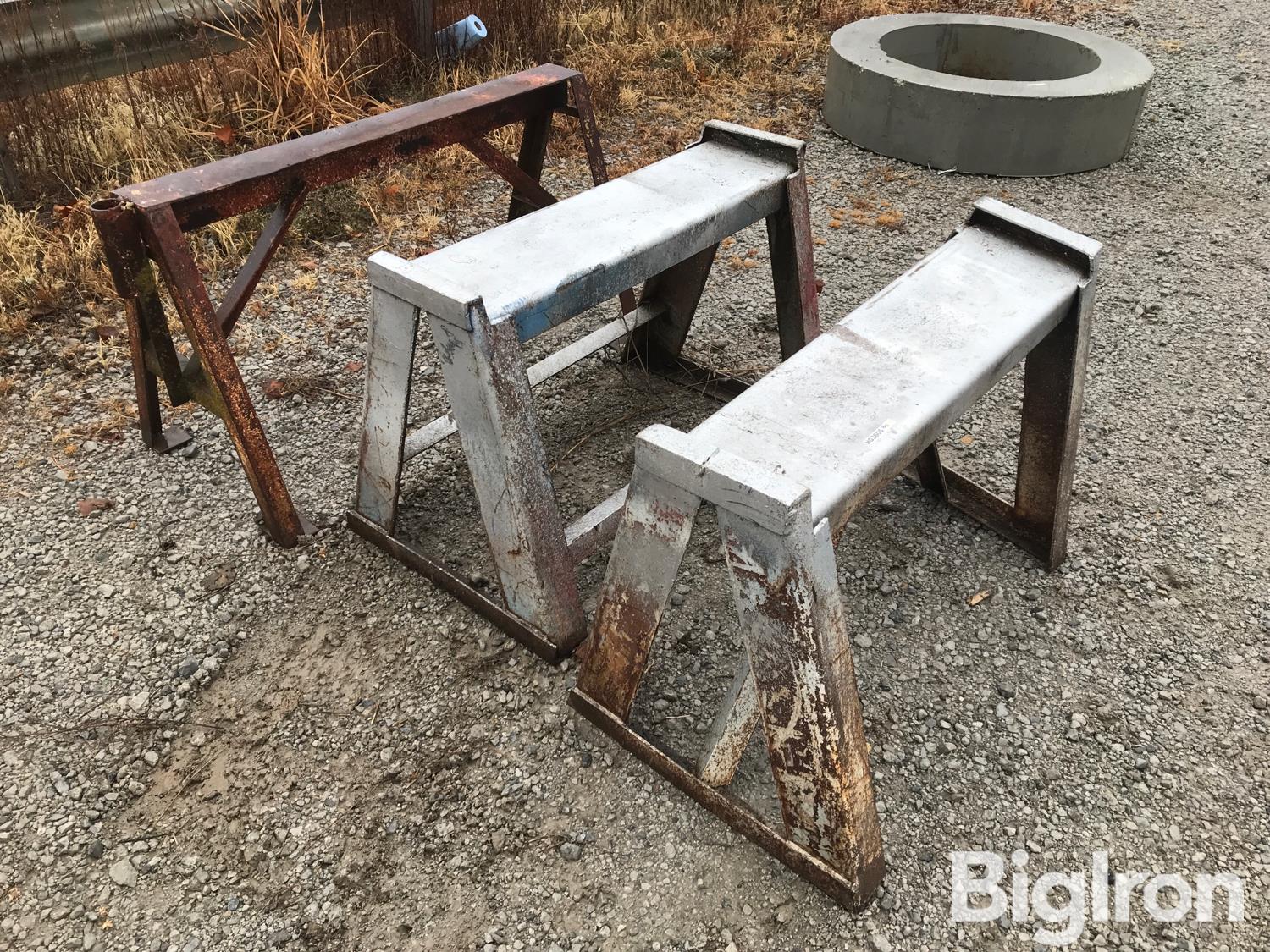 Metal Saw Horses BigIron Auctions   Metalsawhorses 8 578b55cb298c4ebbbfd6f07b648ea56f 