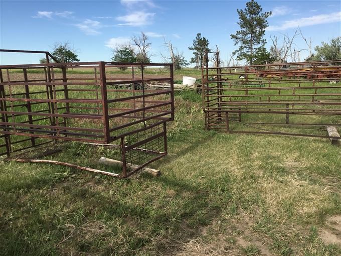 Slide-In Livestock Racks BigIron Auctions