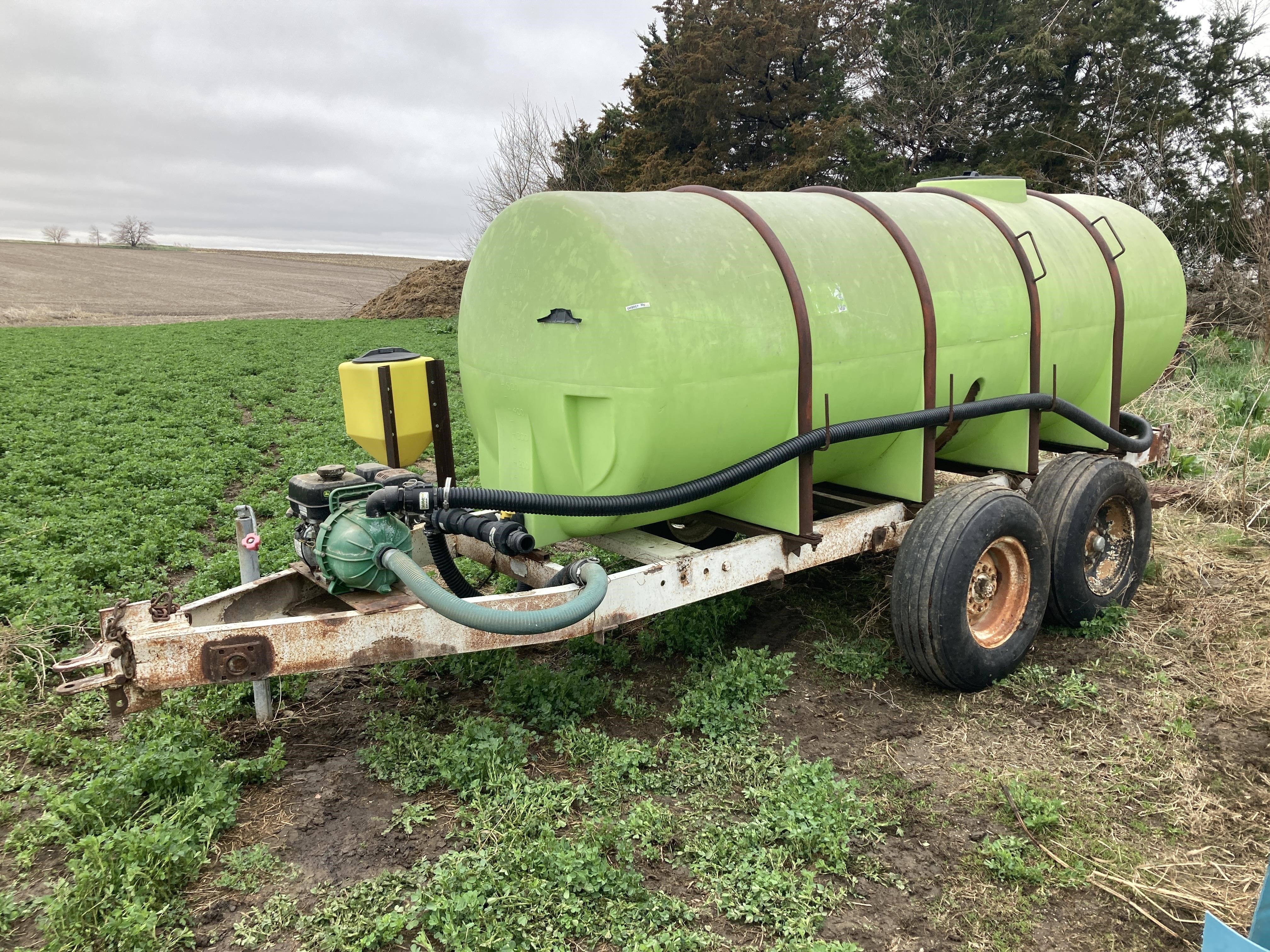 200 Gal Poly Tank W/Retractable Hose Reel BigIron Auctions