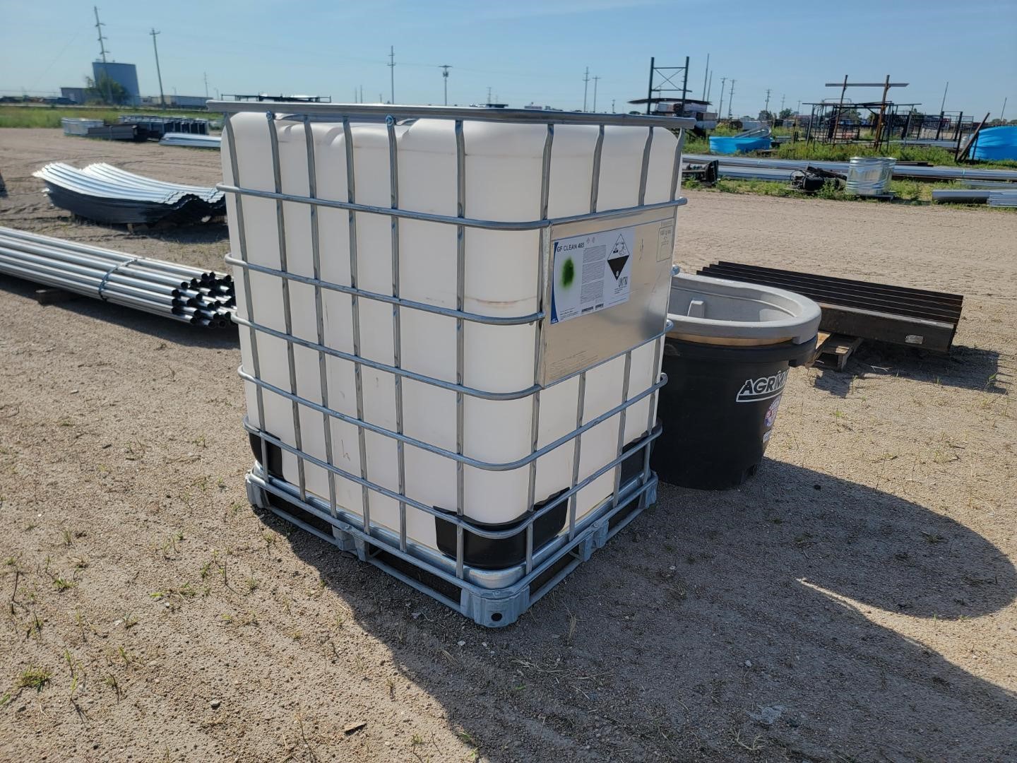 Behlen Watering Tanks/Plastic Container BigIron Auctions