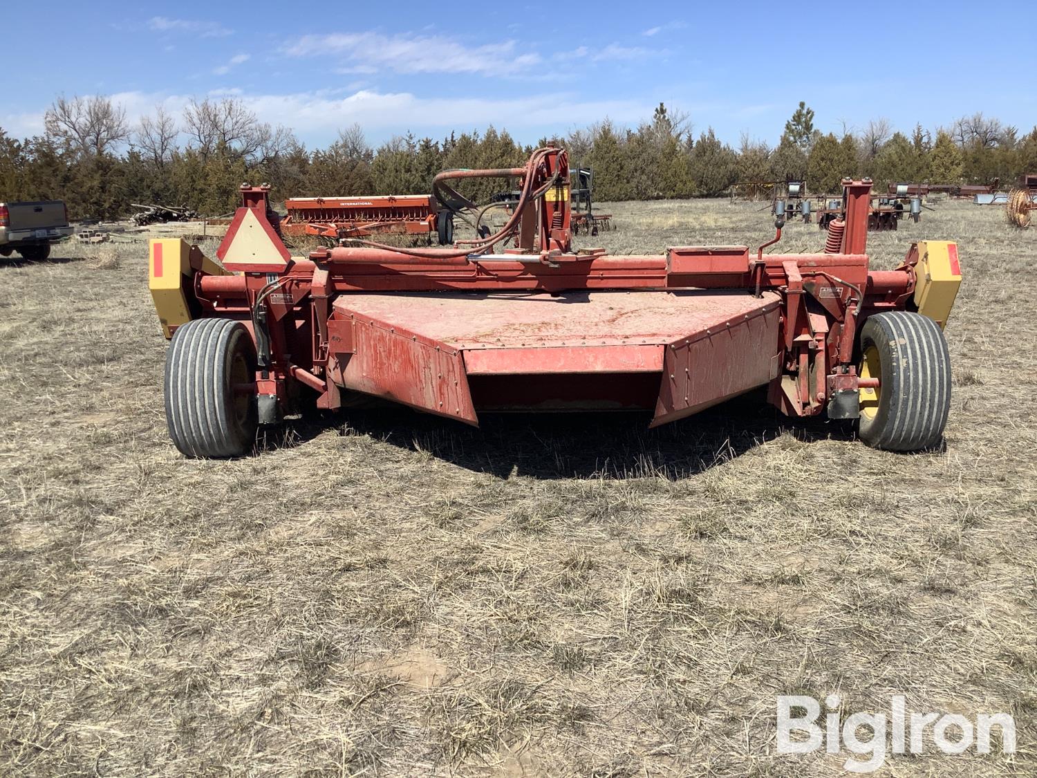 New Holland 116 Pull Type Swather BigIron Auctions