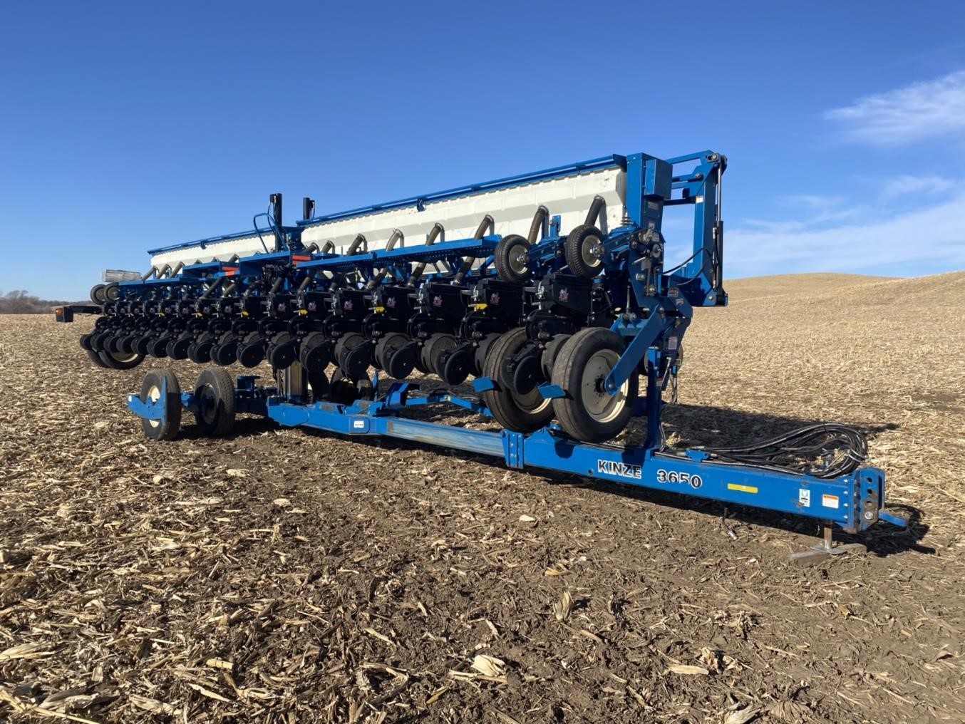 kinze planters