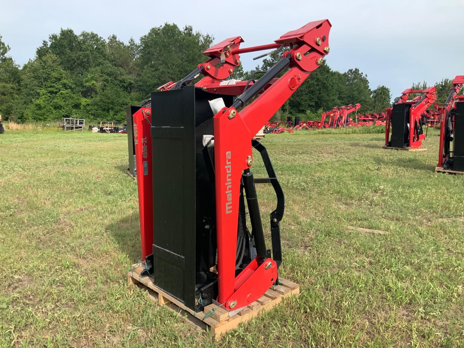 Mahindra 4550-2L Loader W/60