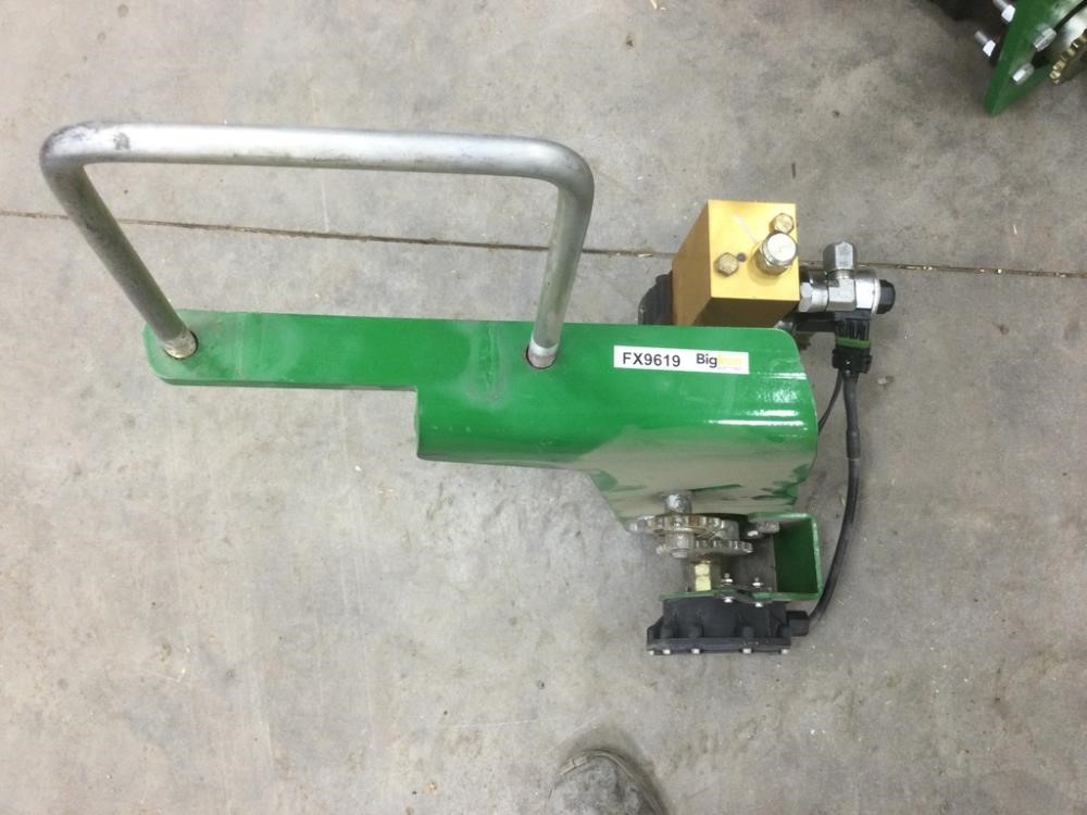 John Deere Variable Rate Drive W/Speed Sensor And Control Valve BigIron ...