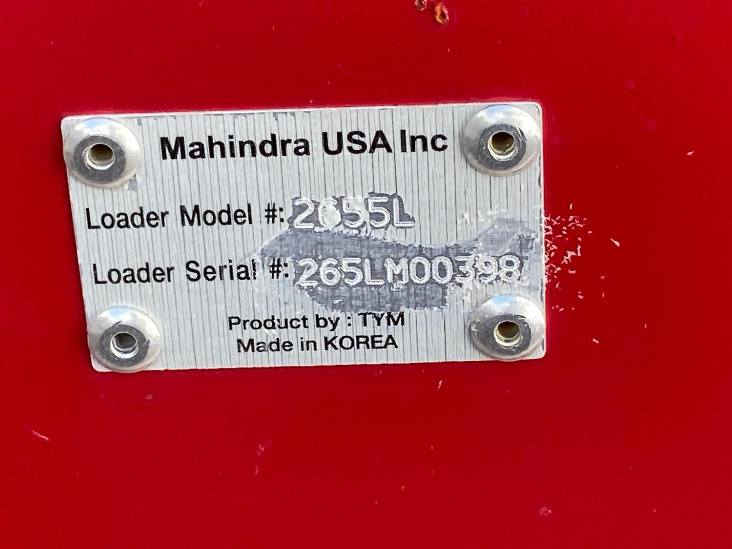 Mahindra 2655L Loader W/73