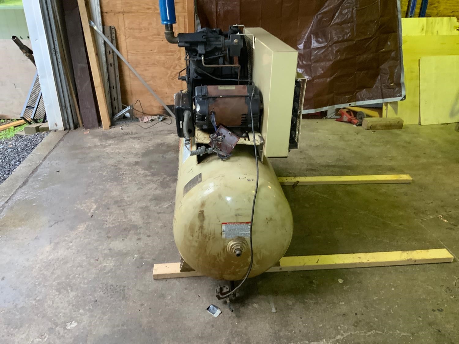 Ingersoll Rand 2545e10 Air Compressor Bigiron Auctions 7584