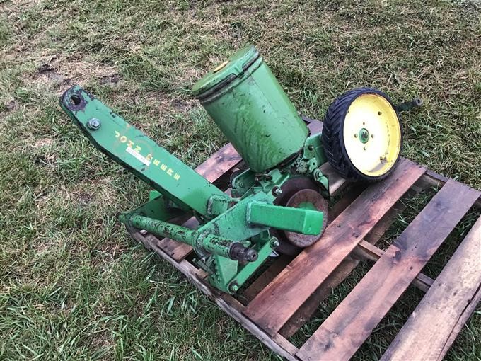 John Deere 71 Single Row Planter Bigiron Auctions