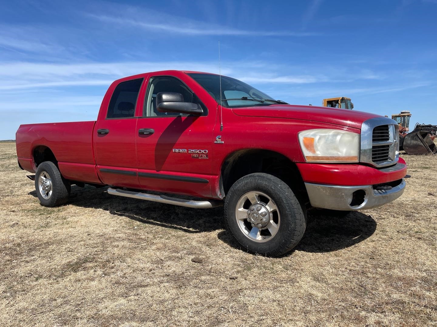 2006 Dodge Ram 3500 SLT MEGA CAB 2WD / 5.9L DIESEL / 6-SPEED