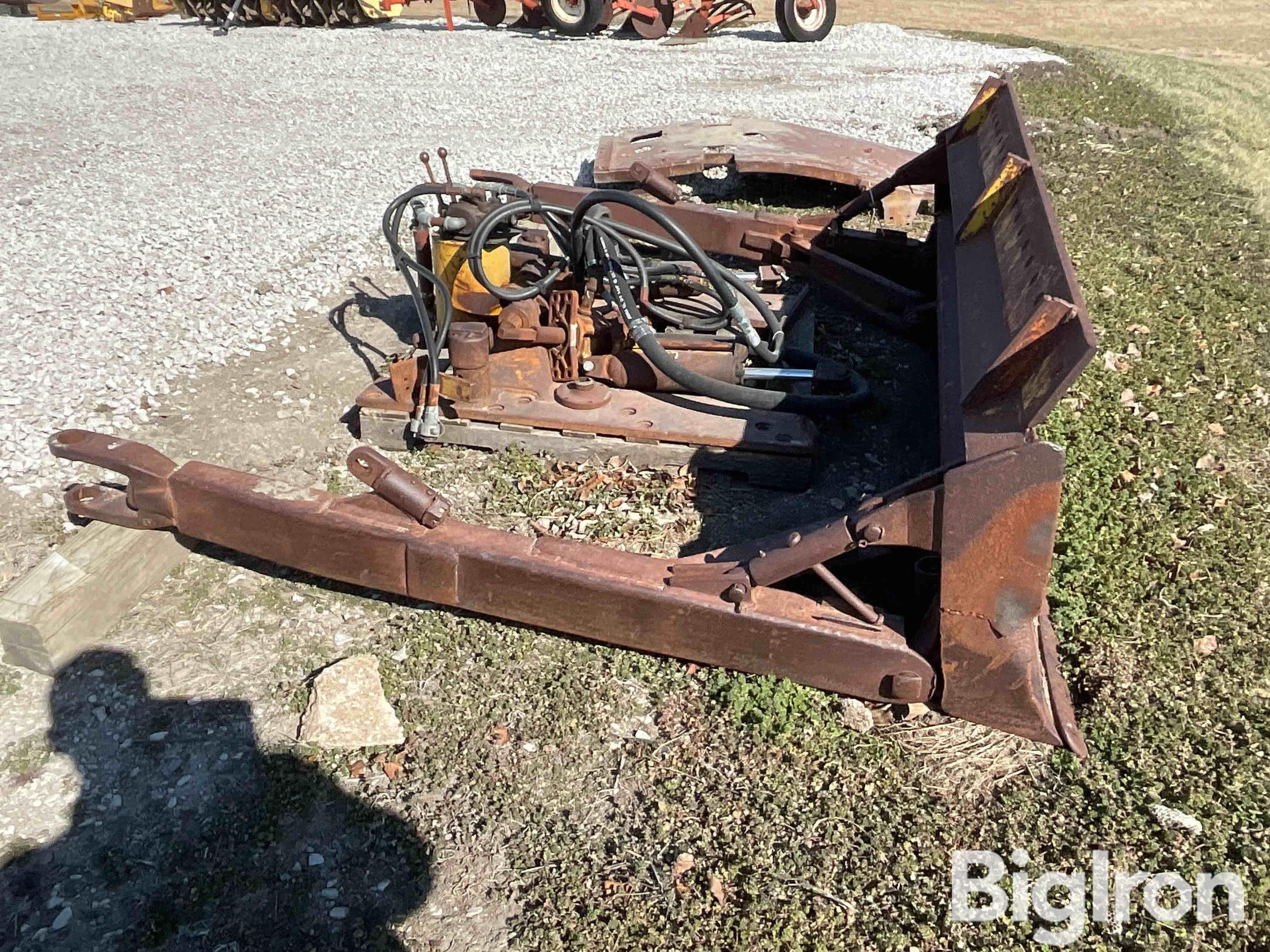 Caterpillar Blade & Belly Pan BigIron Auctions